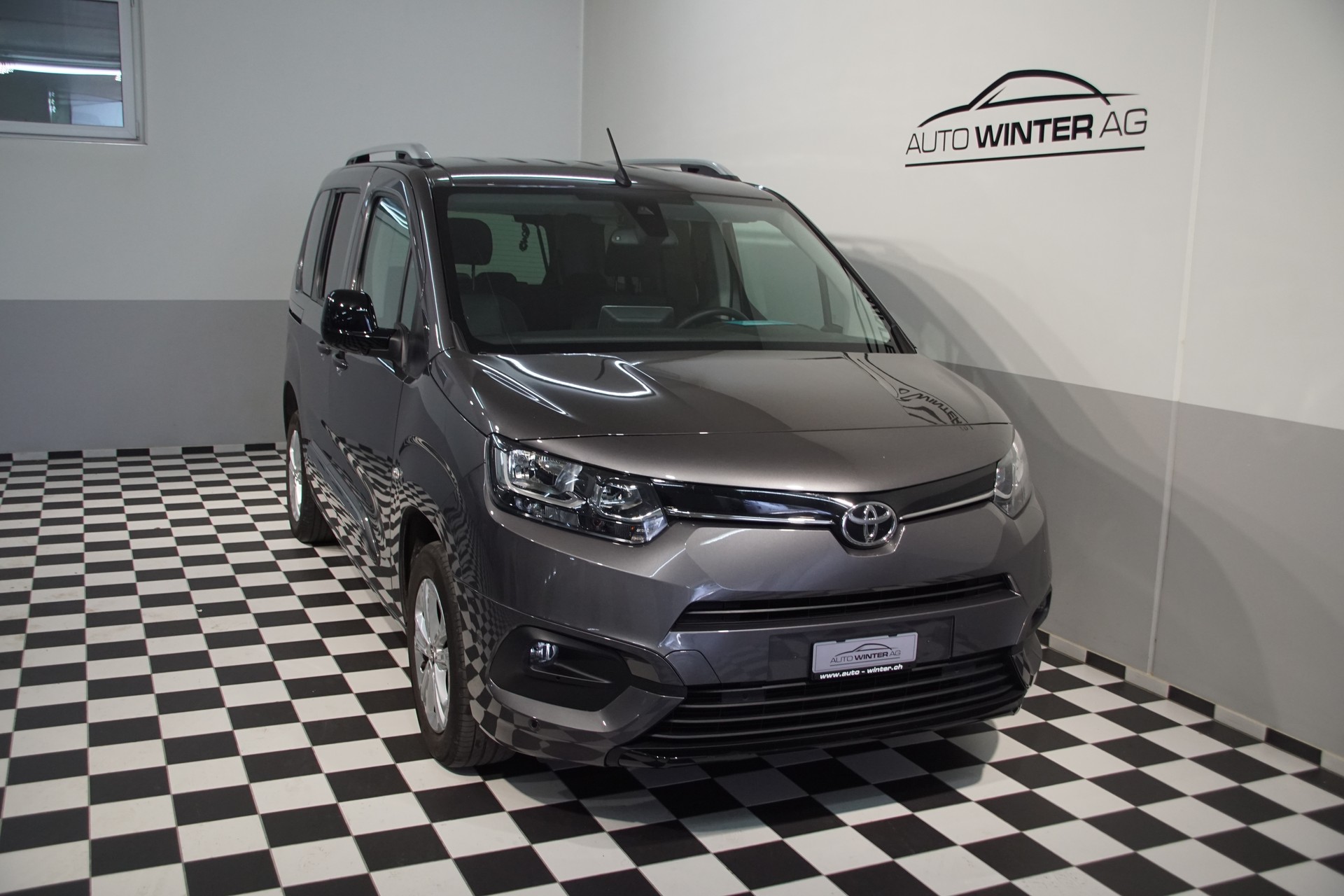 TOYOTA Proace City Verso 1.2 Trend Medium Automatik-showroom-element-2