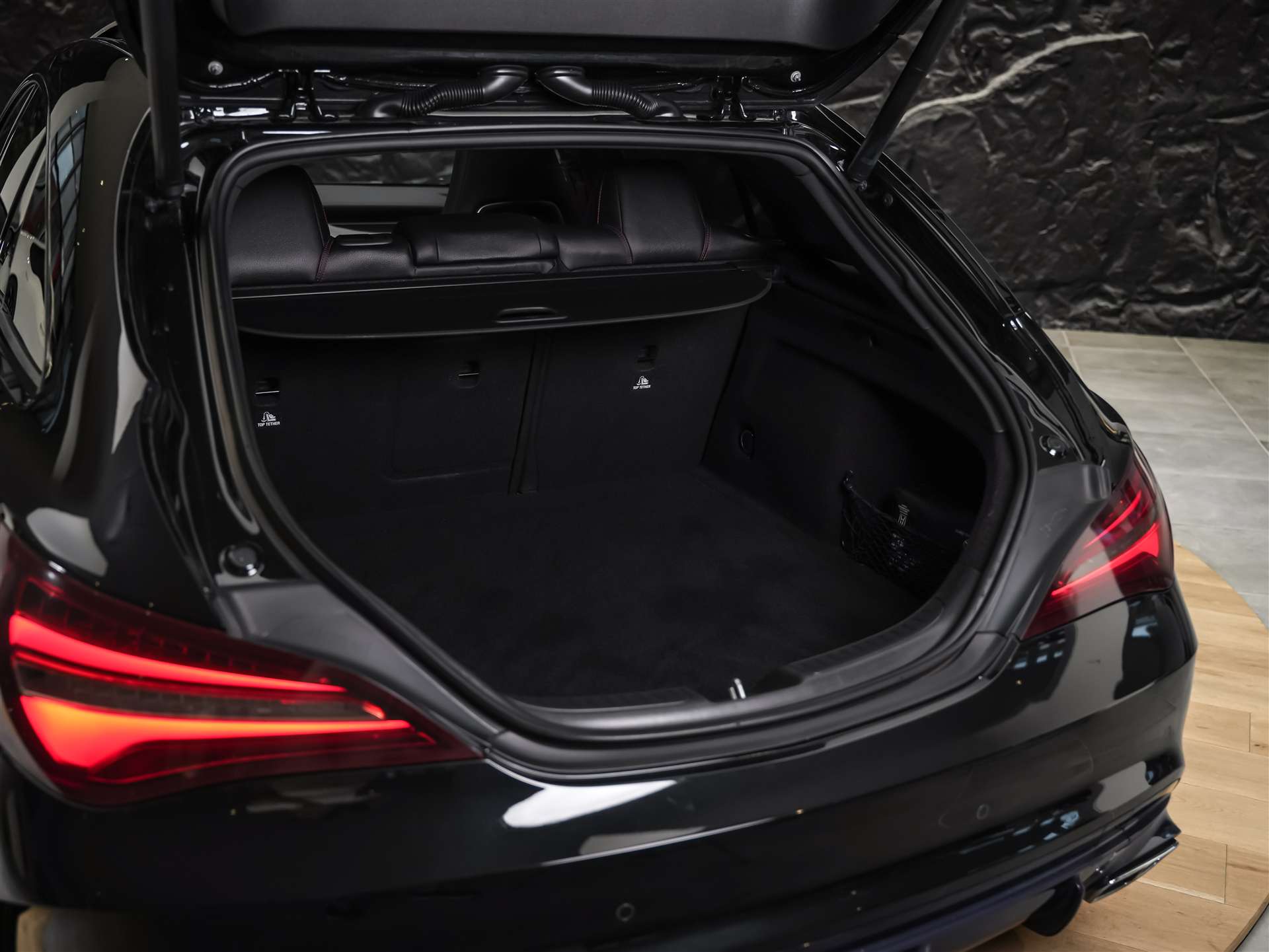 MERCEDES-BENZ CLA Shooting Brake 45 AMG 4Matic Speedshift *Facelift*Panorama*Sitzheizung*-image-37