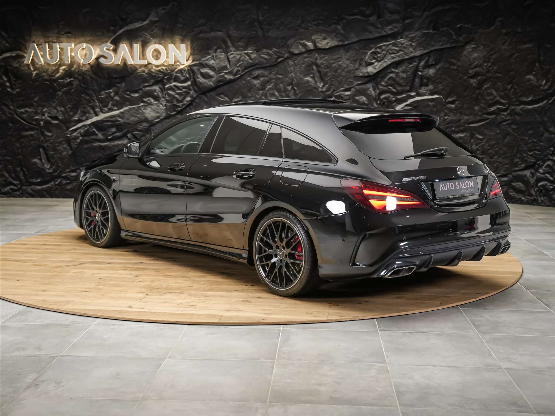 MERCEDES-BENZ CLA Shooting Brake 45 AMG 4Matic Speedshift *Facelift*Panorama*Sitzheizung*-showroom-element-3