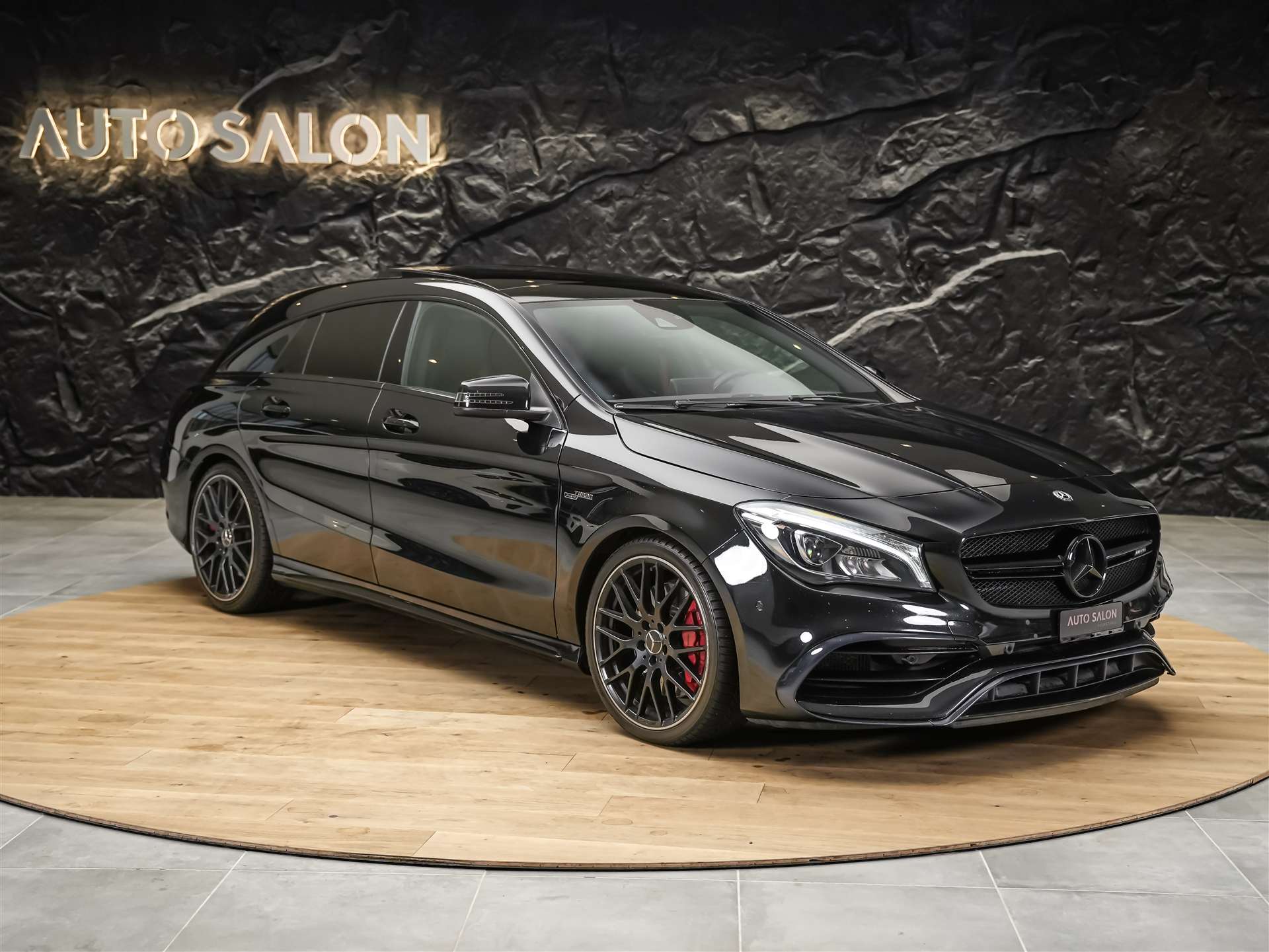 MERCEDES-BENZ CLA Shooting Brake 45 AMG 4Matic Speedshift *Facelift*Panorama*Sitzheizung*-image-6