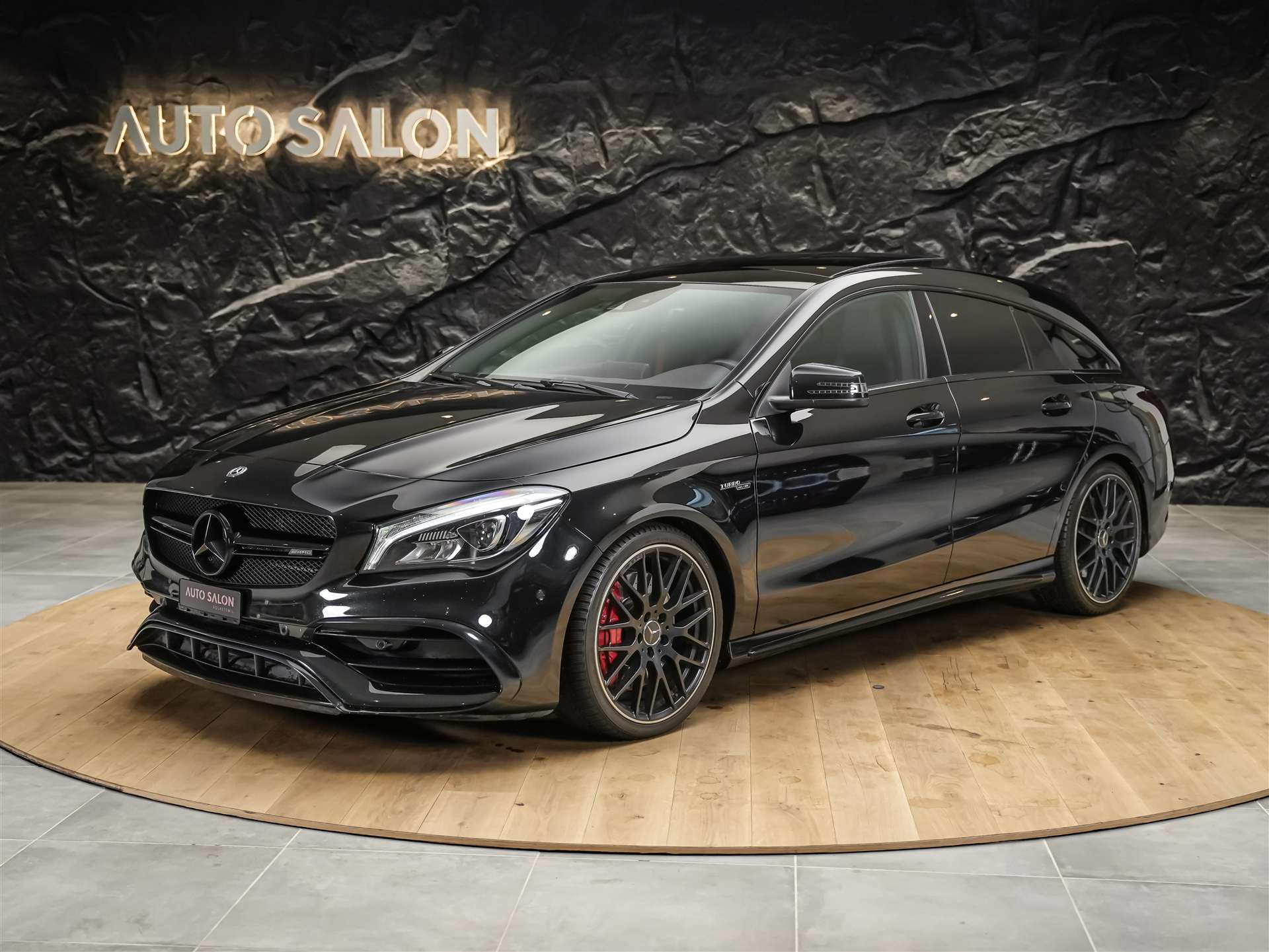 MERCEDES-BENZ CLA Shooting Brake 45 AMG 4Matic Speedshift *Facelift*Panorama*Sitzheizung*-showroom-element-1