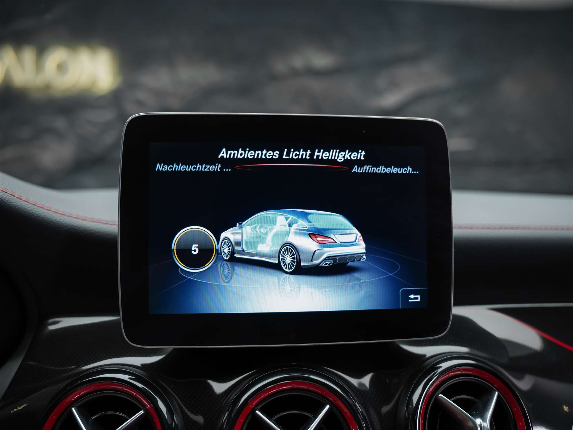 MERCEDES-BENZ CLA Shooting Brake 45 AMG 4Matic Speedshift *Facelift*Panorama*Sitzheizung*-image-33