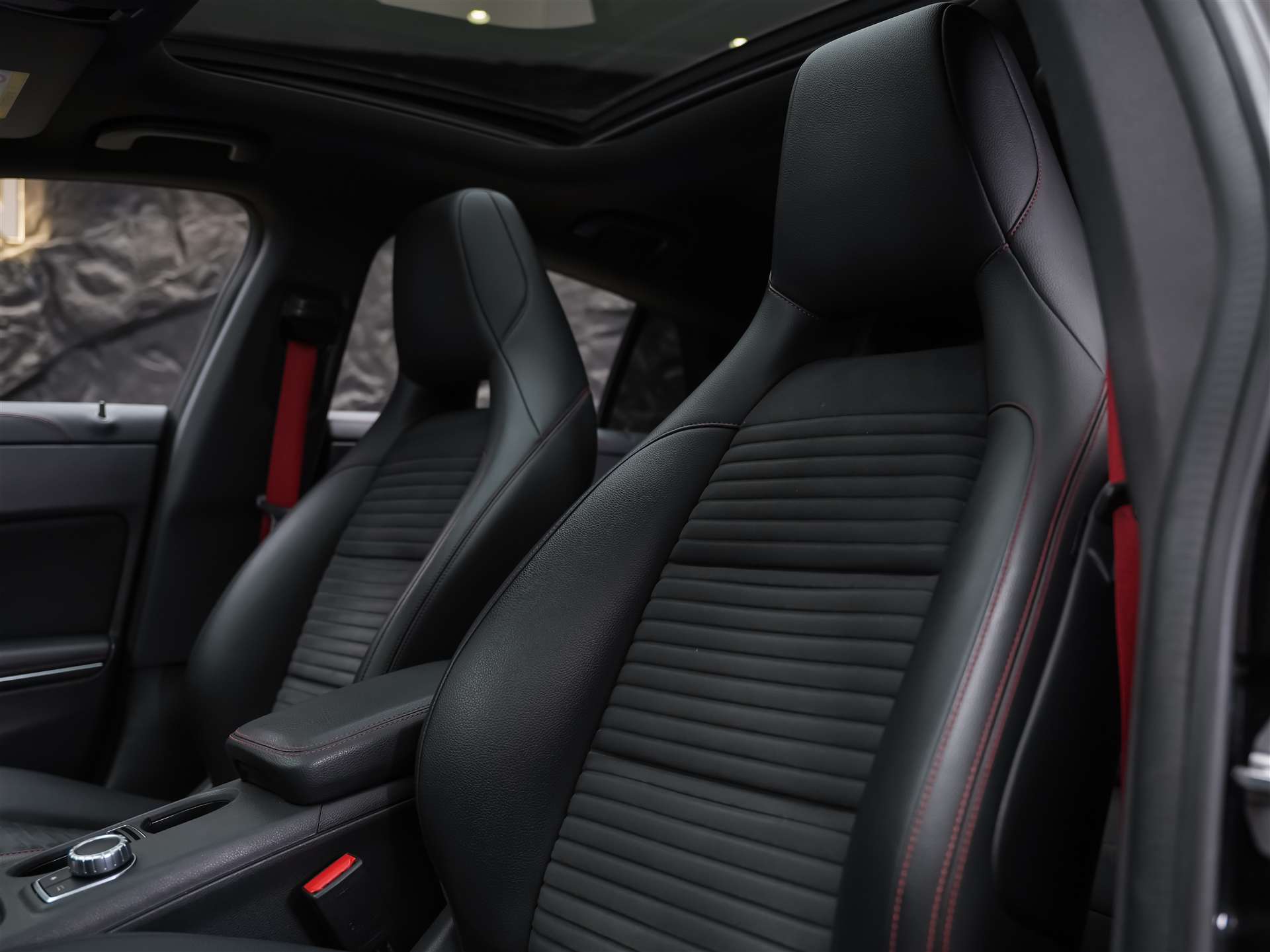 MERCEDES-BENZ CLA Shooting Brake 45 AMG 4Matic Speedshift *Facelift*Panorama*Sitzheizung*-image-10
