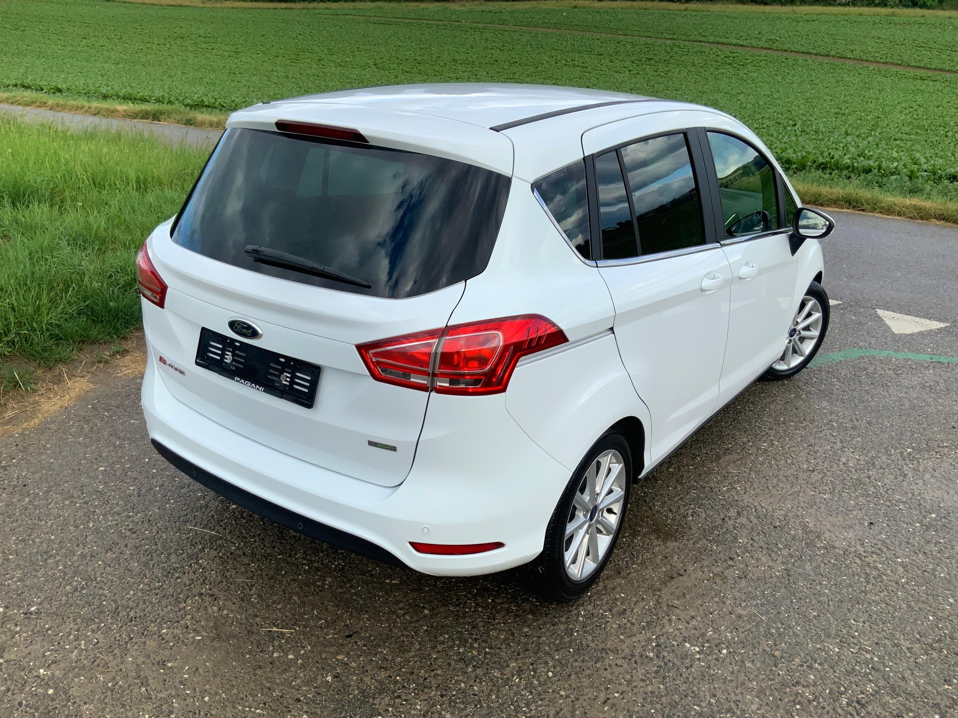 FORD B-Max 1.0i EcoB 100 Titanium S/S-showroom-element-3