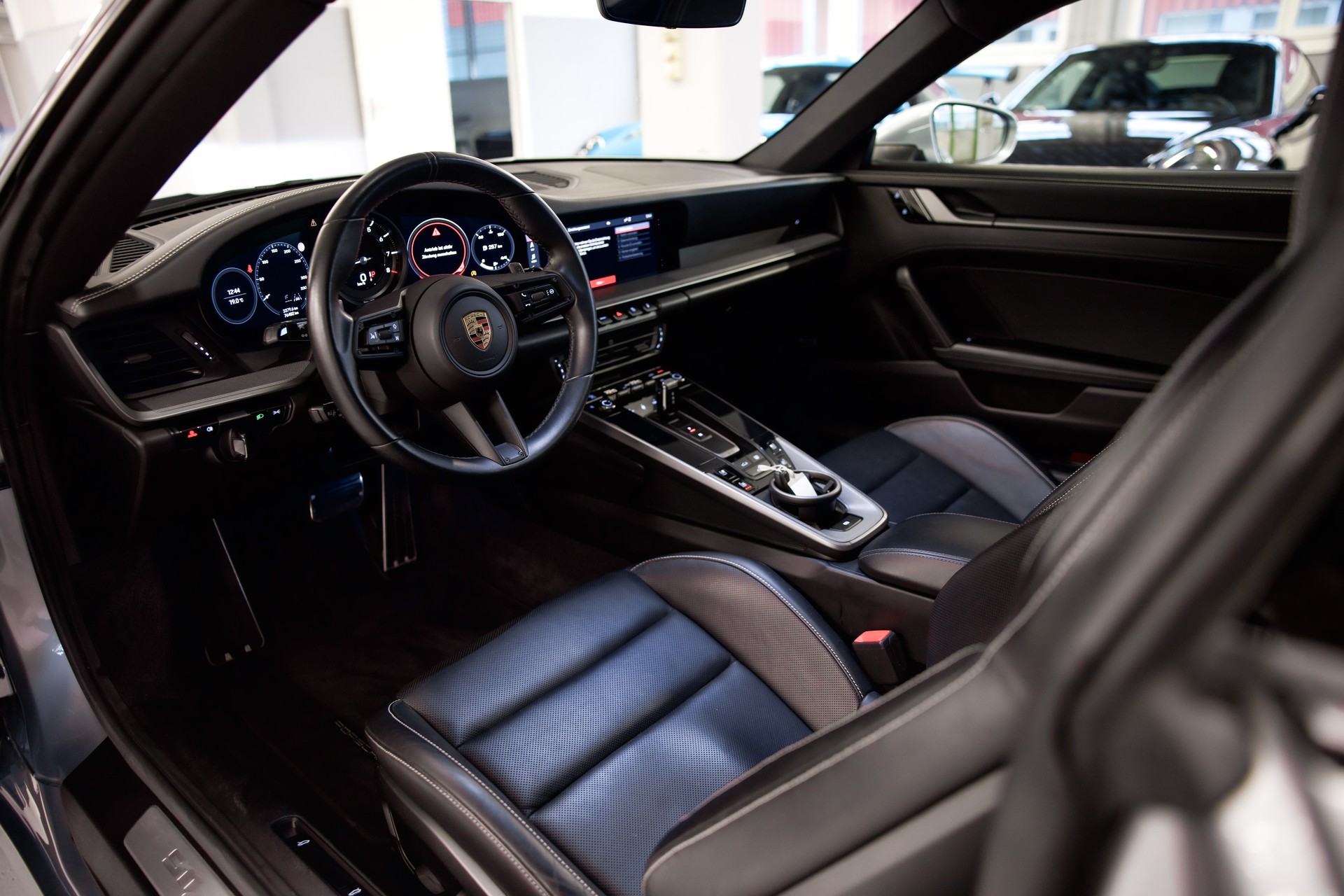 PORSCHE 911 Carrera 4S *approved Garantie*-image-14