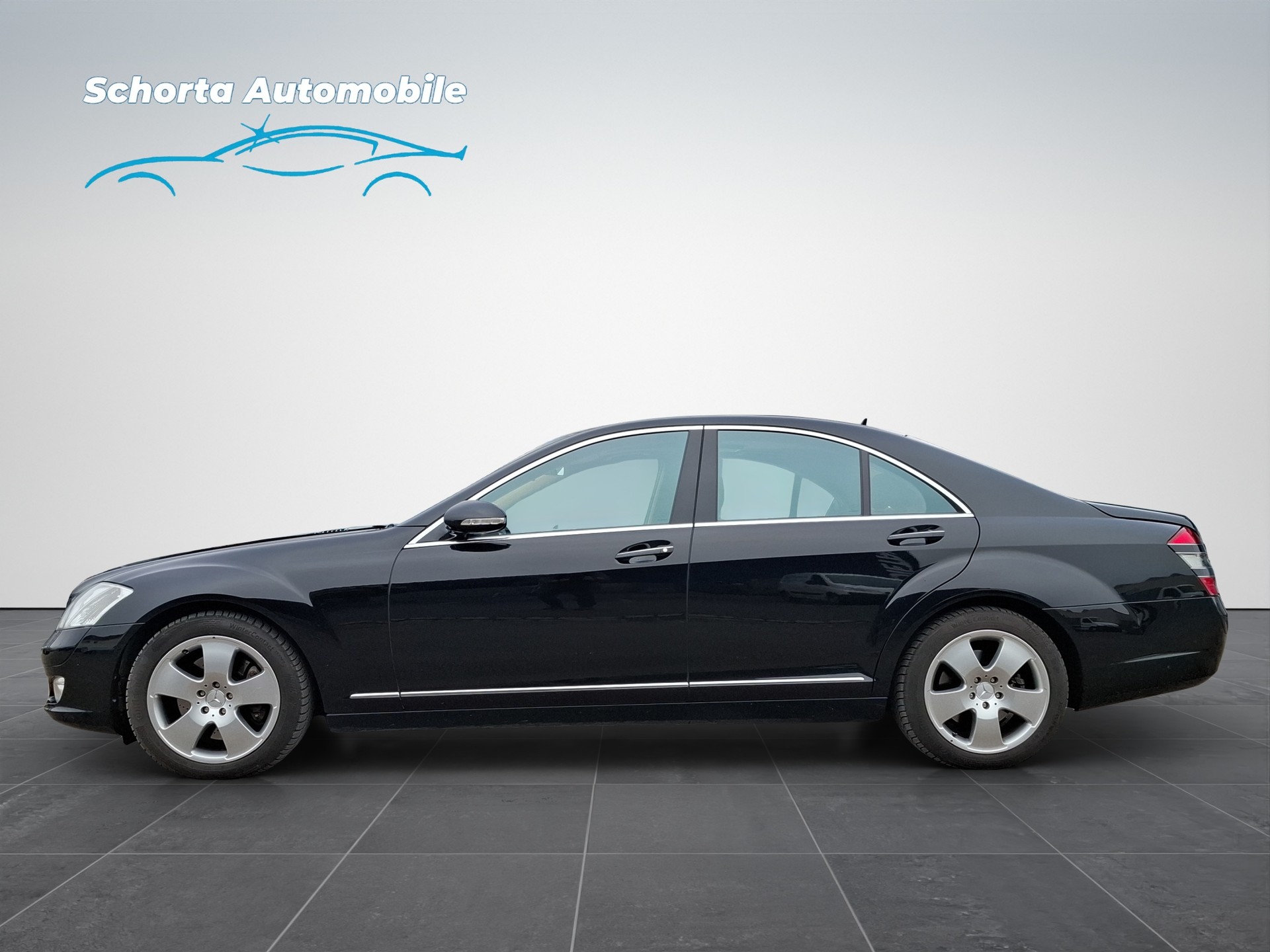 MERCEDES-BENZ S 500 4Matic 7G-Tronic-showroom-element-1