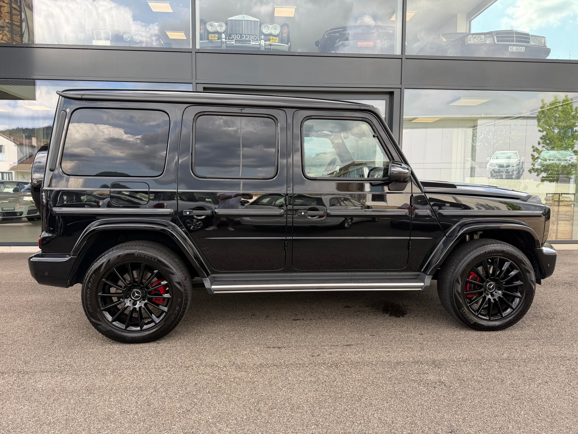 MERCEDES-BENZ G 400 d AMG Line **Exclusive Line**Standheizung**-showroom-element-1