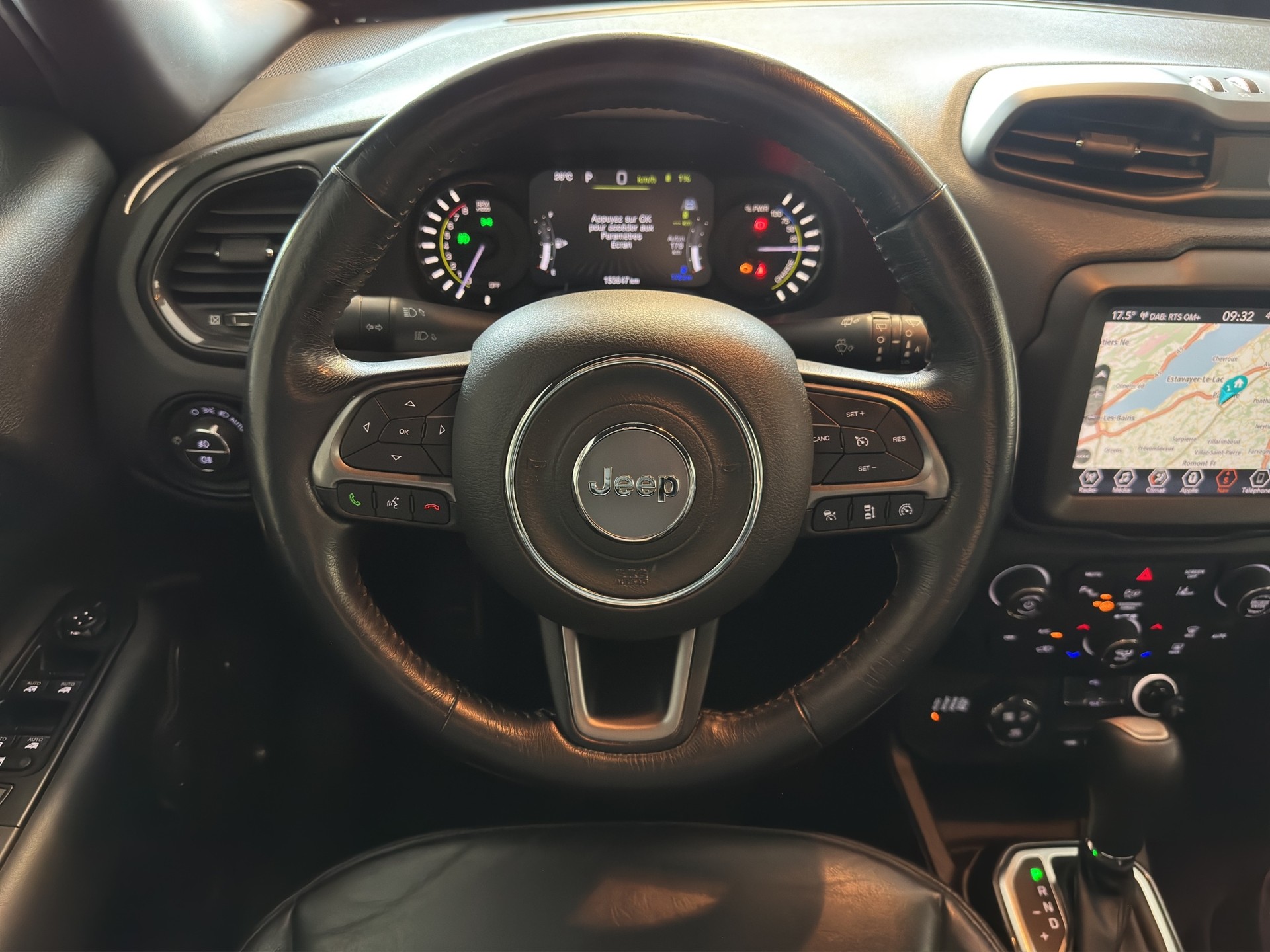JEEP Renegade 1.3 T PHEV S AWD-image-12