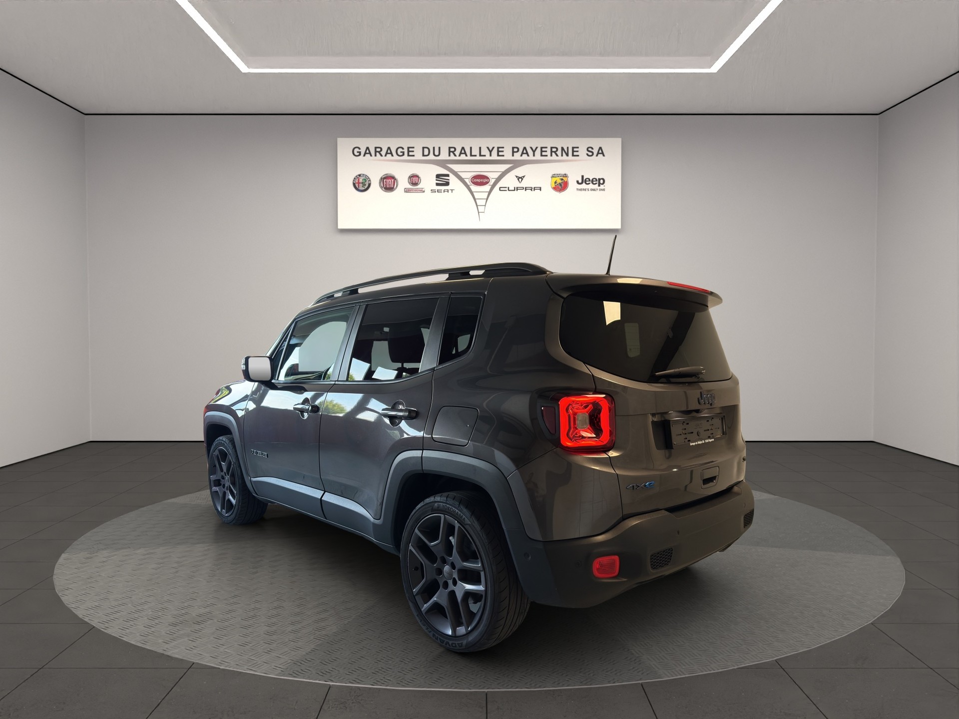 JEEP Renegade 1.3 T PHEV S AWD-showroom-element-2