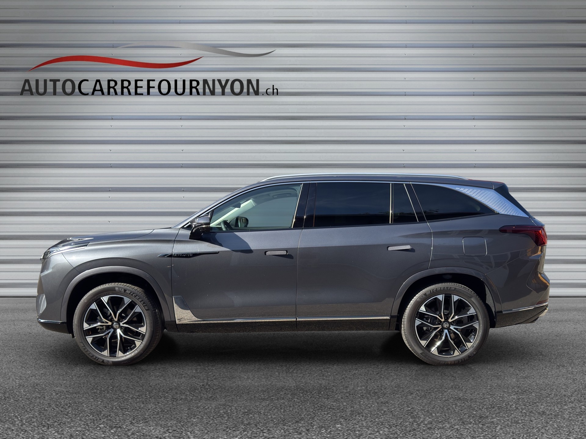 MG S9 1.5 TGDI PHEV Premium-showroom-element-2