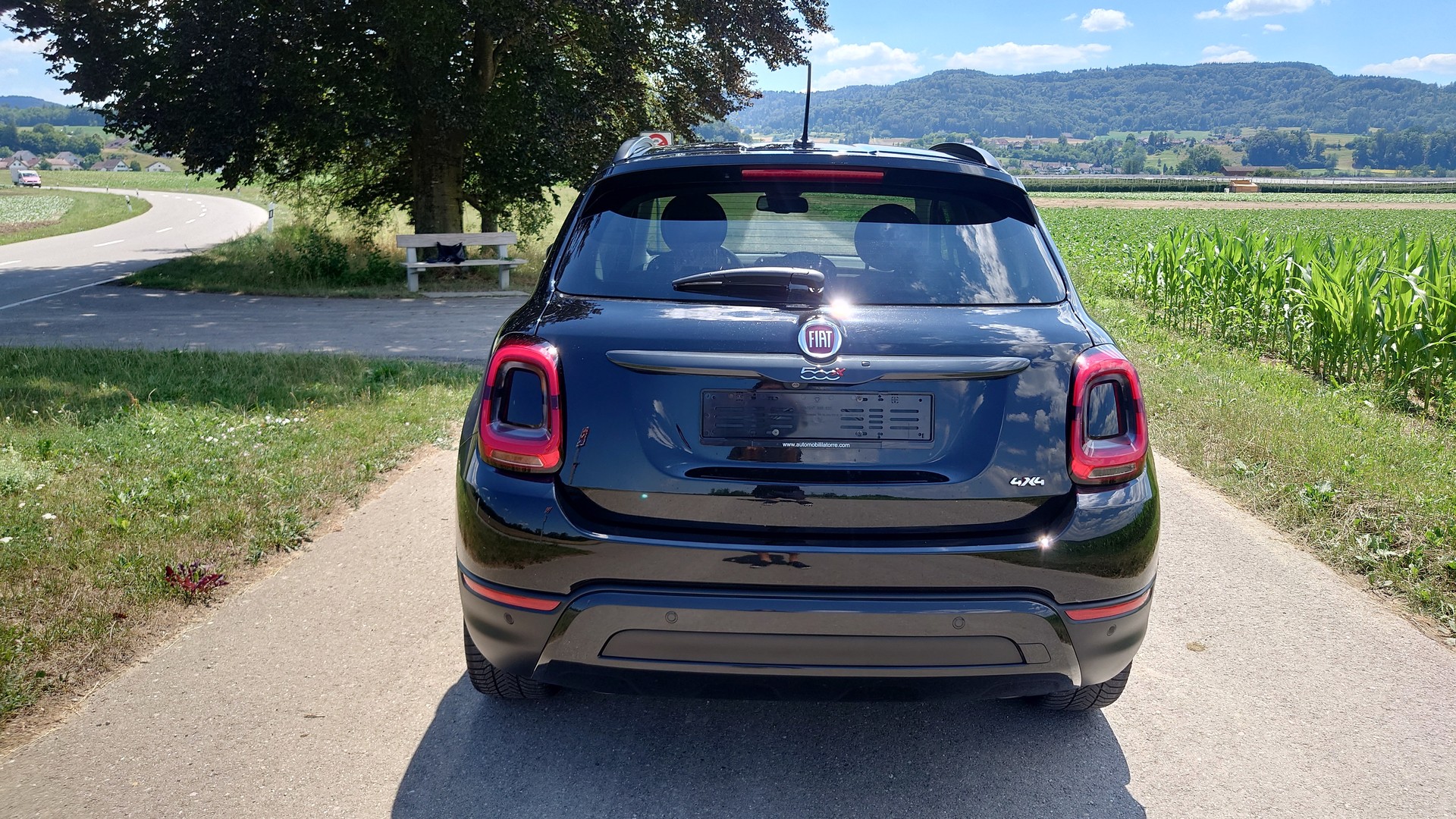 FIAT 500X 2.0MJ Sport 4x4 Automatic-showroom-element-3