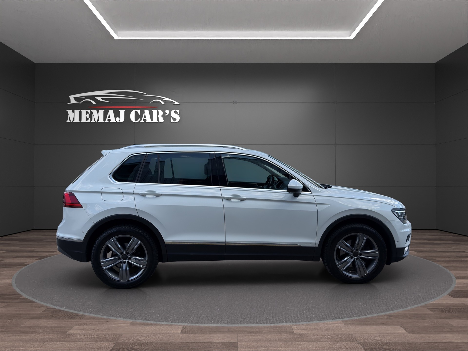 VW Tiguan 2.0TSI Highline 4Motion DSG-image-3