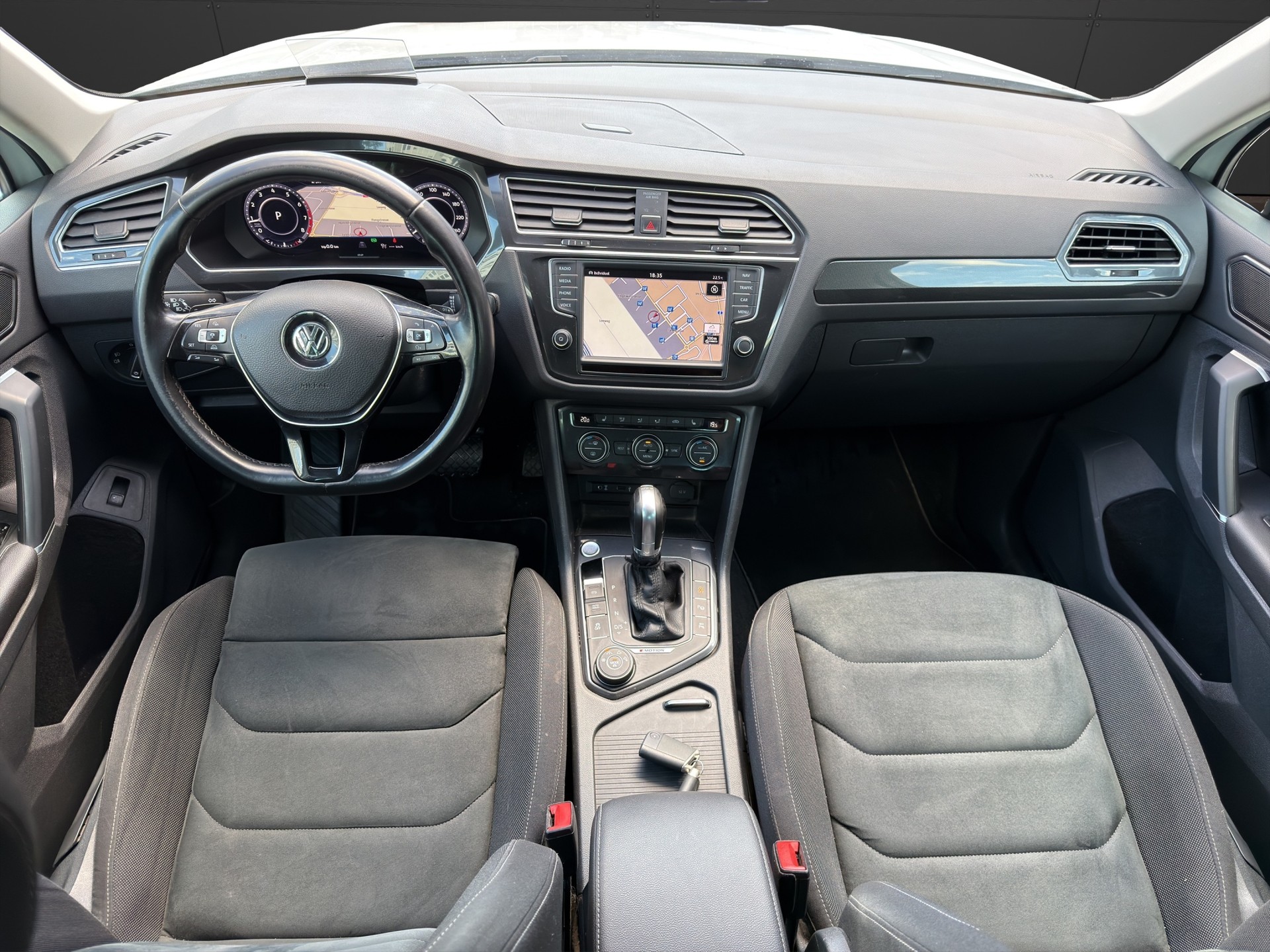 VW Tiguan 2.0TSI Highline 4Motion DSG-image-8
