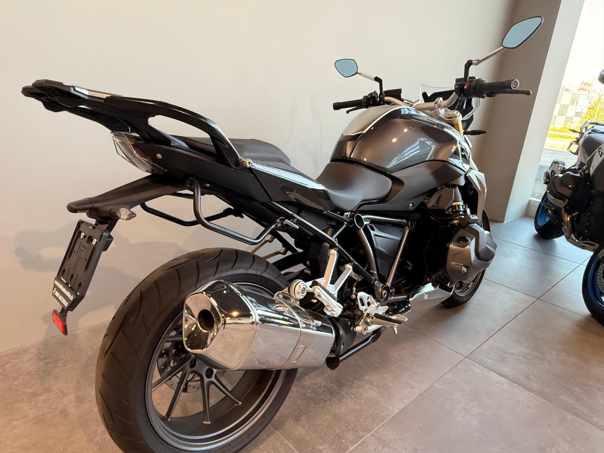 BMW R 1250 R-showroom-element-3