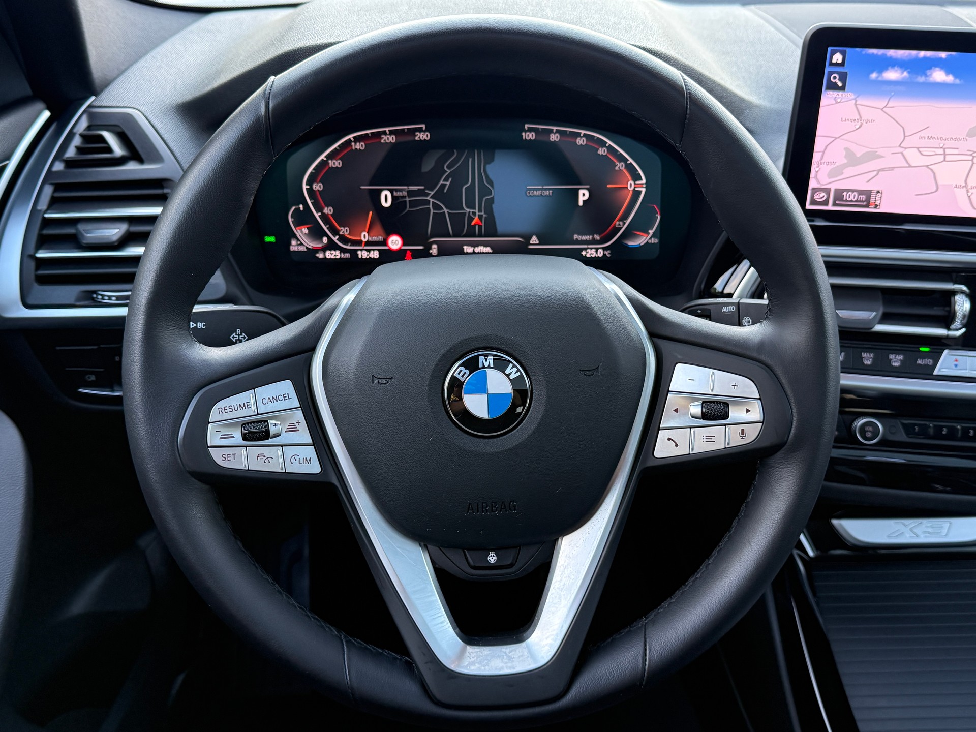 BMW X3 xDrive 48V 30d Mineralweiss Metallic&Panoramadach-image-10