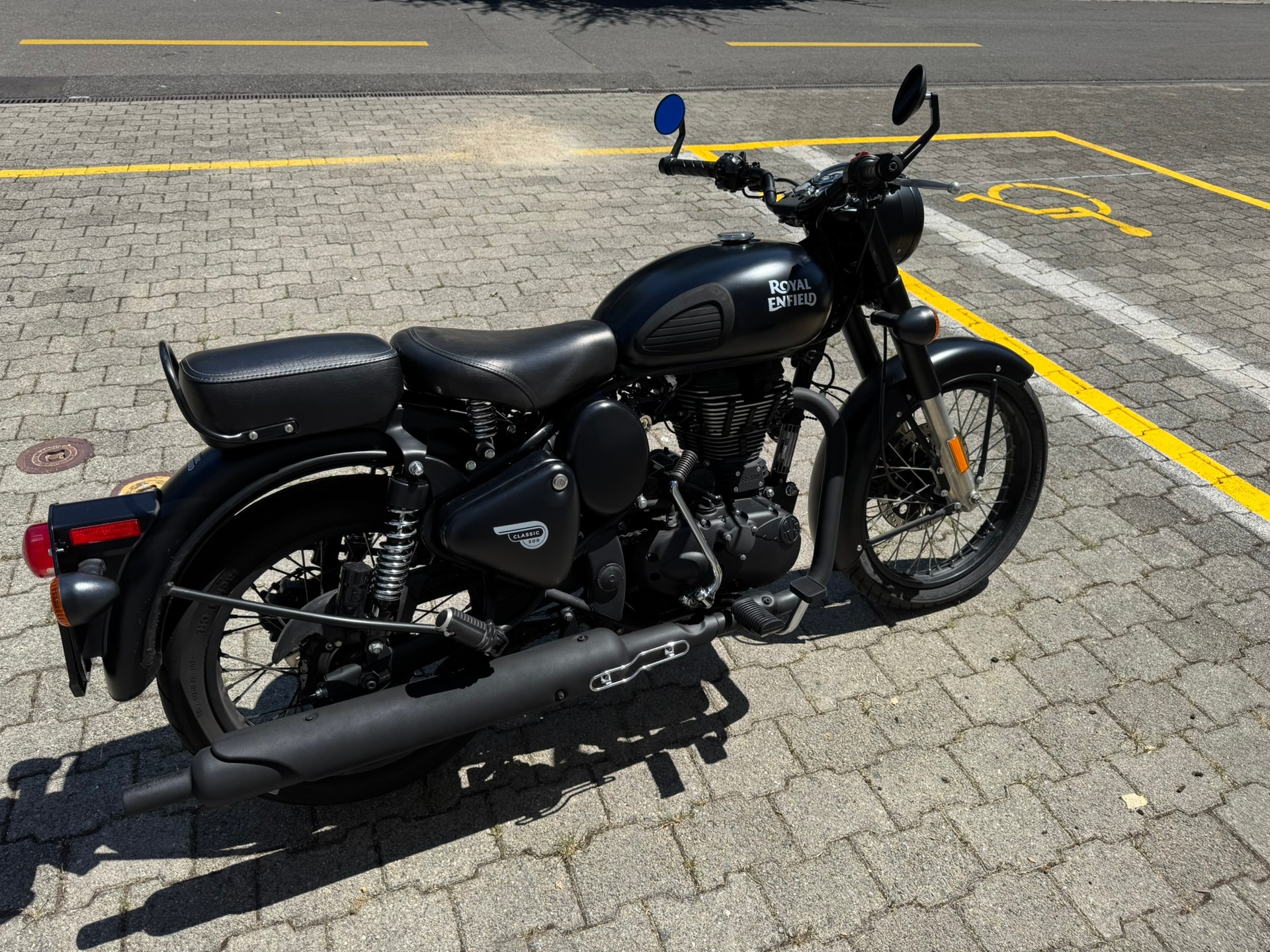 ROYAL ENFIELD Classic 500 Matt-image-4