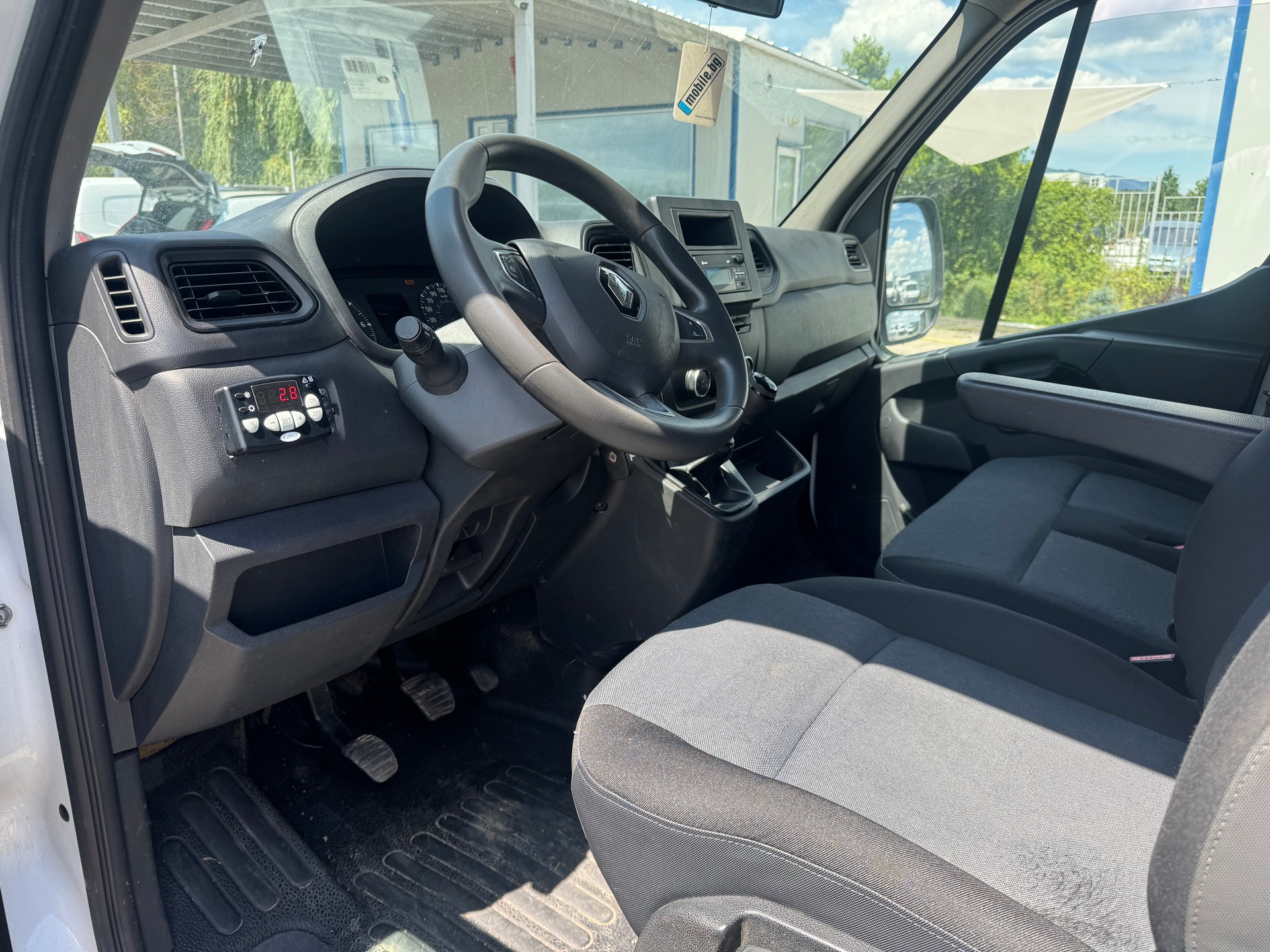 RENAULT Master T33 2.3dCi 135 L2H2-image-3