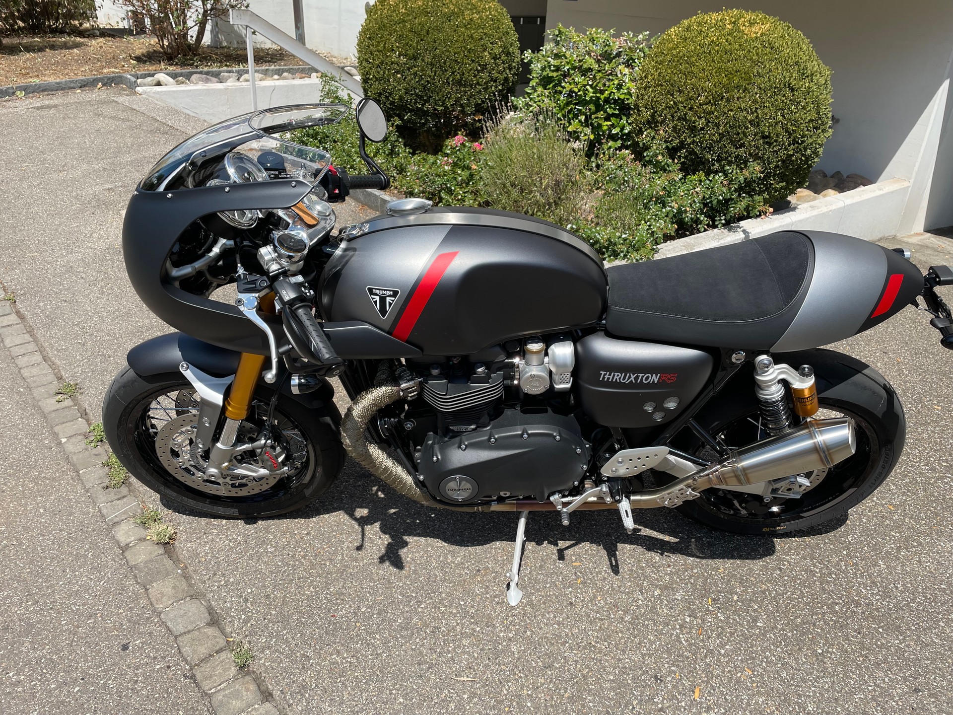 TRIUMPH Thruxton 1200 i RS Special Edition-image-7
