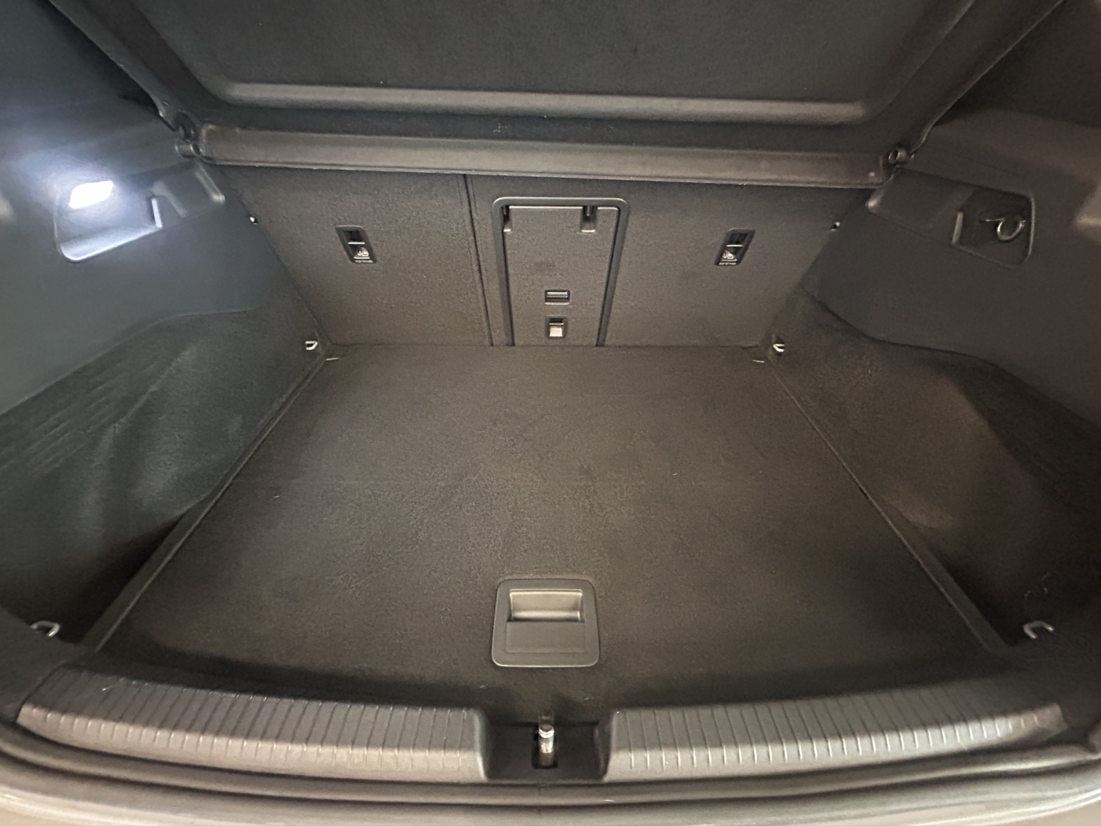 CUPRA Born 58 kWh-image-13