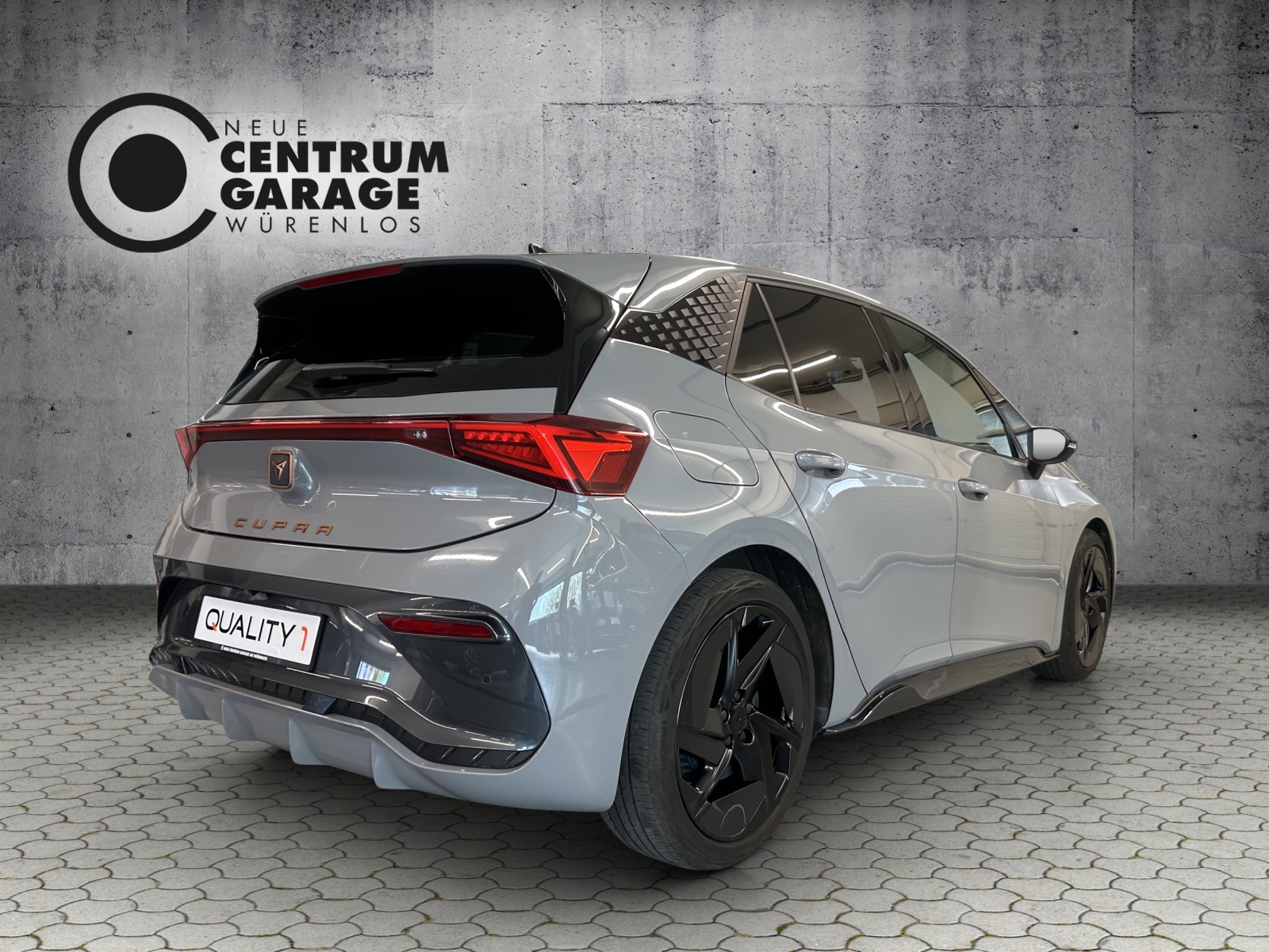 CUPRA Born 58 kWh-showroom-element-3
