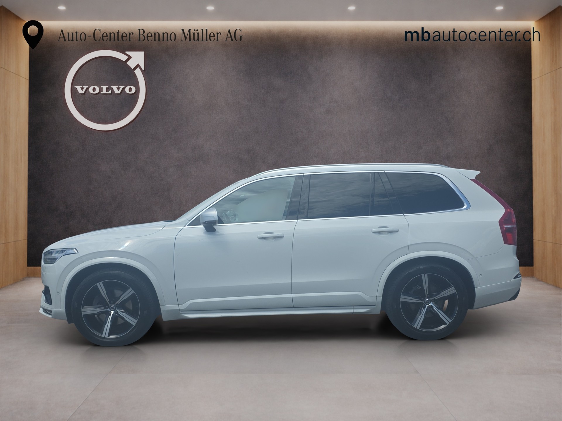 VOLVO XC90 2.0 D5 R-Design 5P. AWD-showroom-element-1