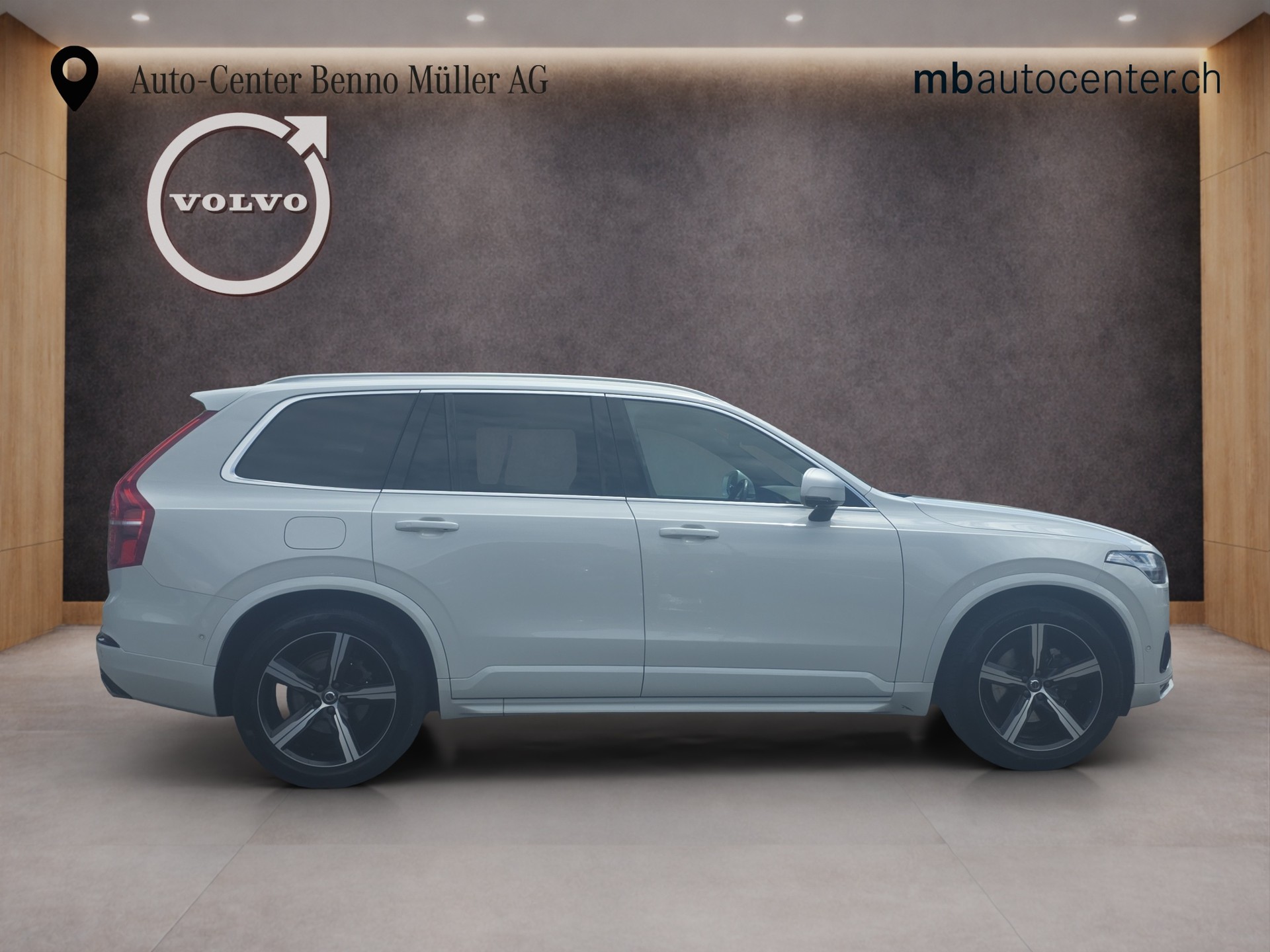 VOLVO XC90 2.0 D5 R-Design 5P. AWD-image-5