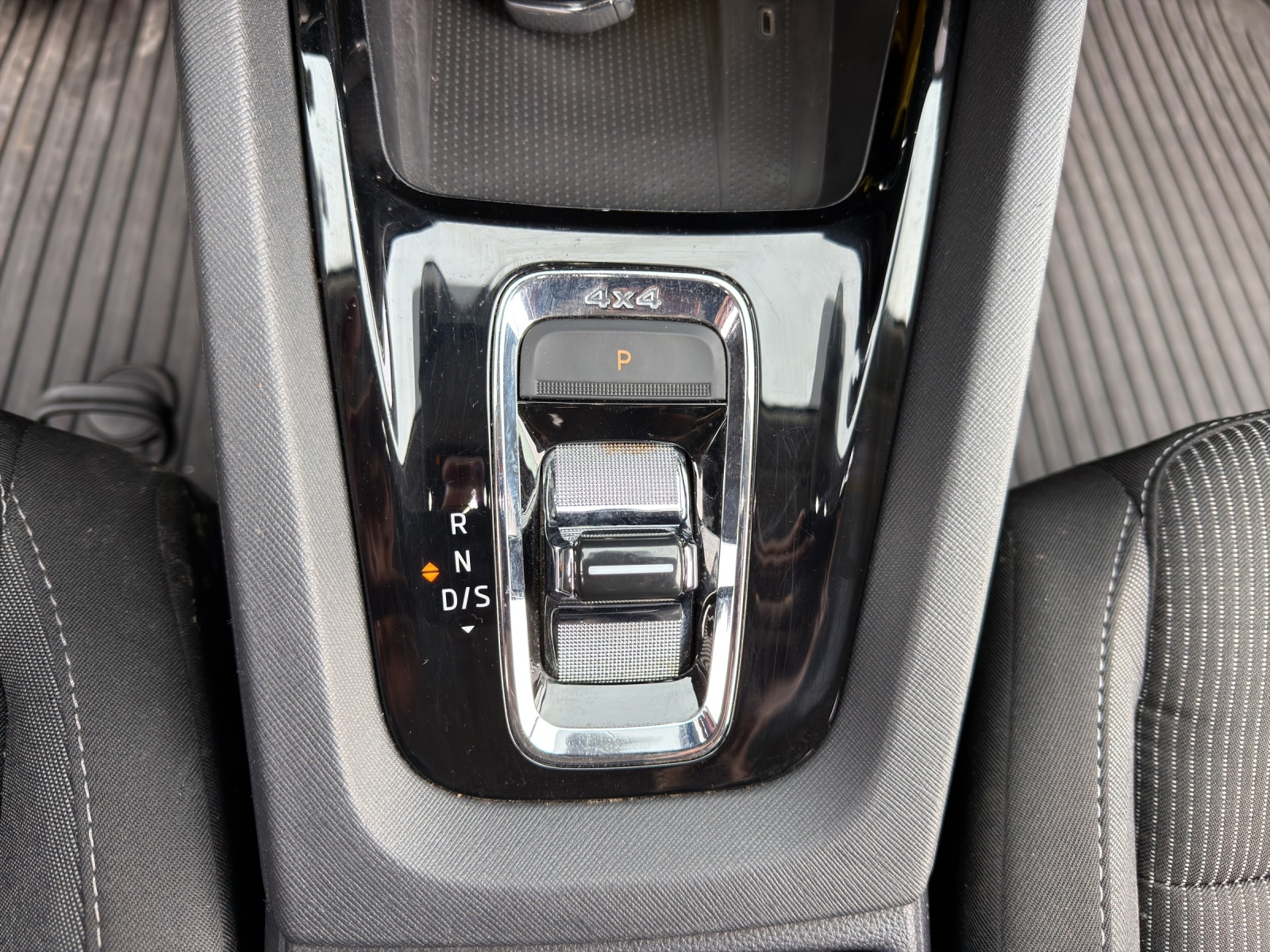 SKODA Octavia Combi 2.0 TDI DSG Ambition 4x4-image-15