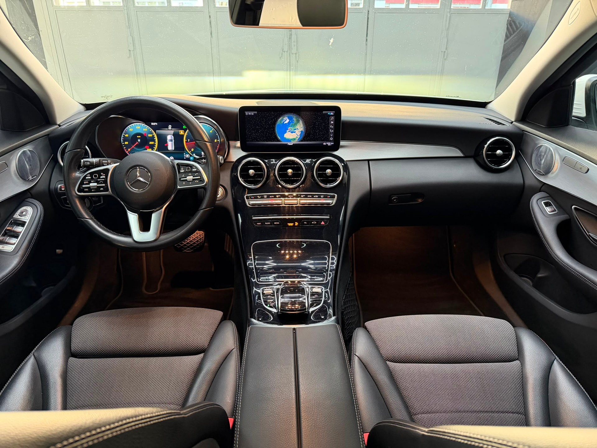 MERCEDES-BENZ C 220 d Swiss Star 4M 9G-Tronic-image-4