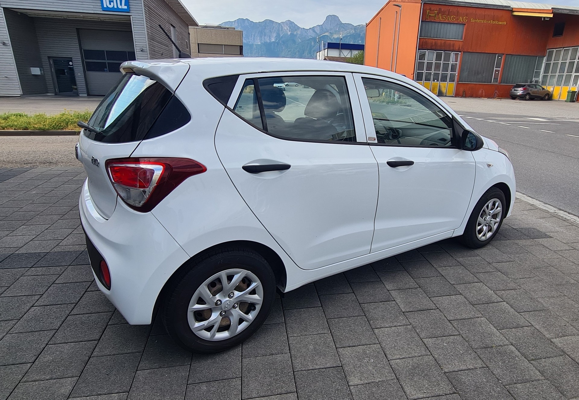 HYUNDAI i10 1.0 Origo-showroom-element-3