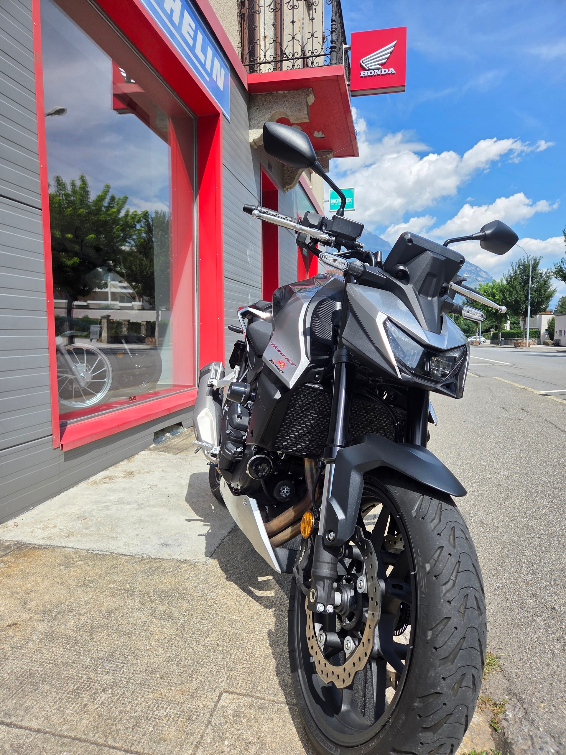 HONDA CB 750 Hornet