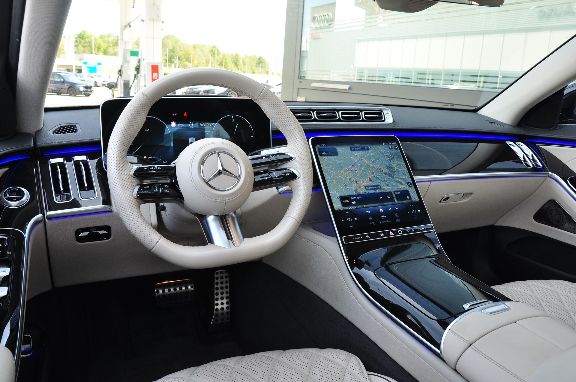 MERCEDES-BENZ S 580 L 4Matic AMG Line 9G-Tronic-image-26