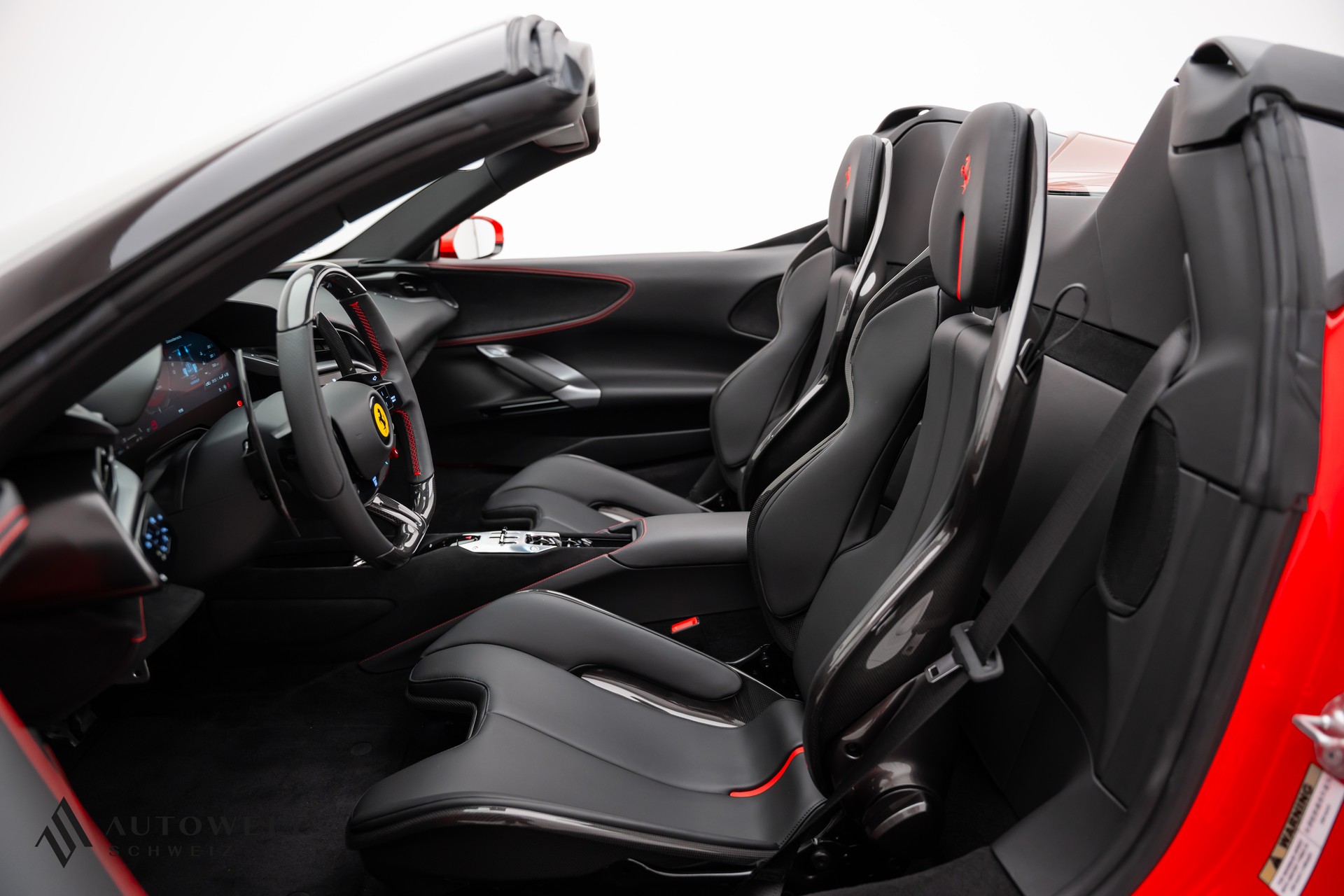 FERRARI SF90 Spider-image-4