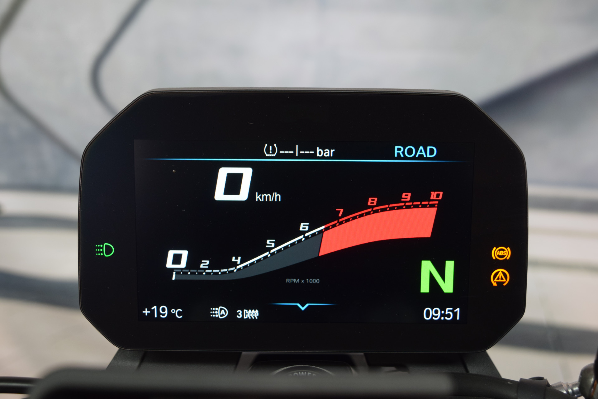 BMW F 900 R Triple Black 007- Spezial-image-8