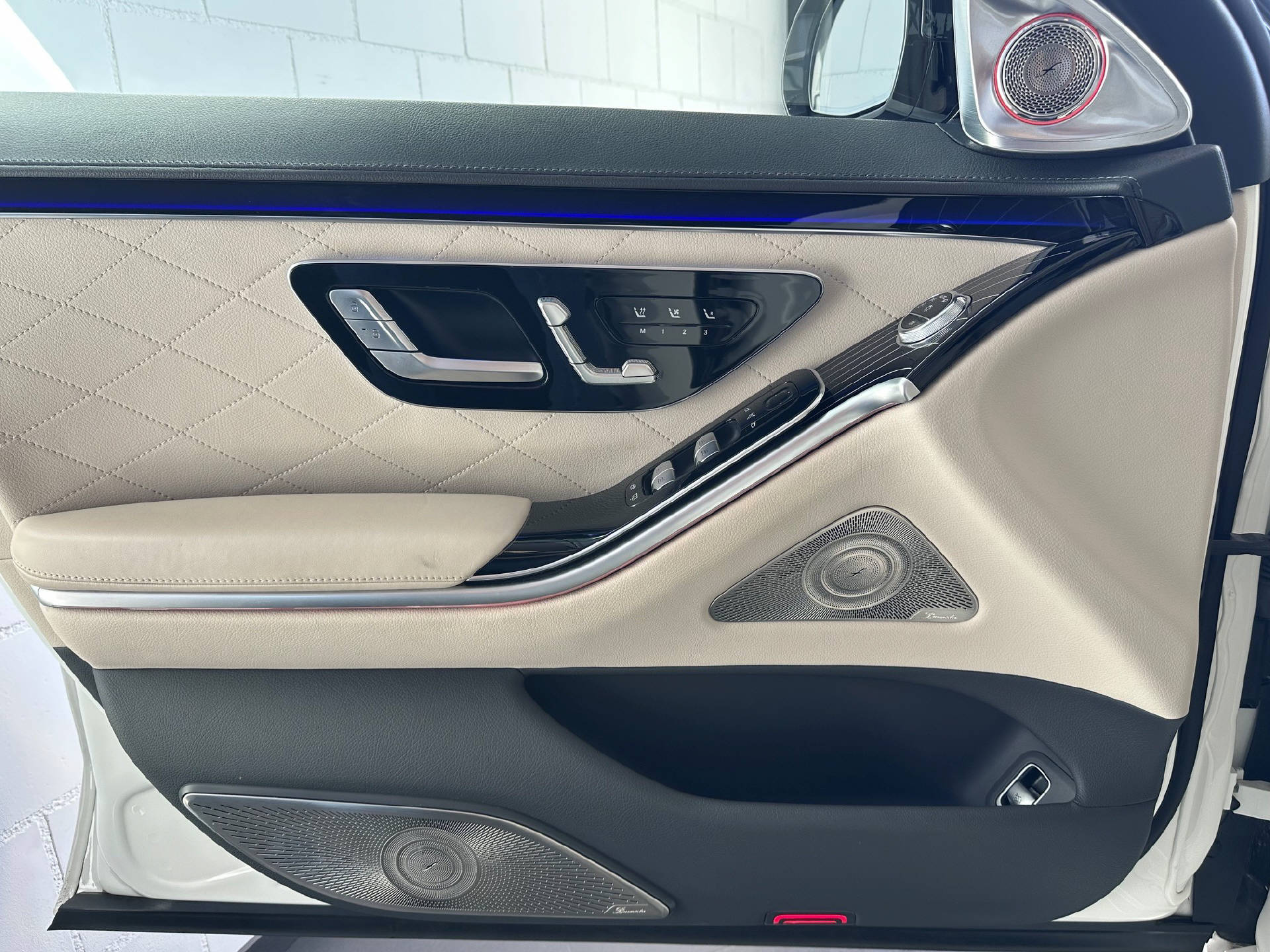MERCEDES-BENZ S 400 d AMG Line 4matic-image-16