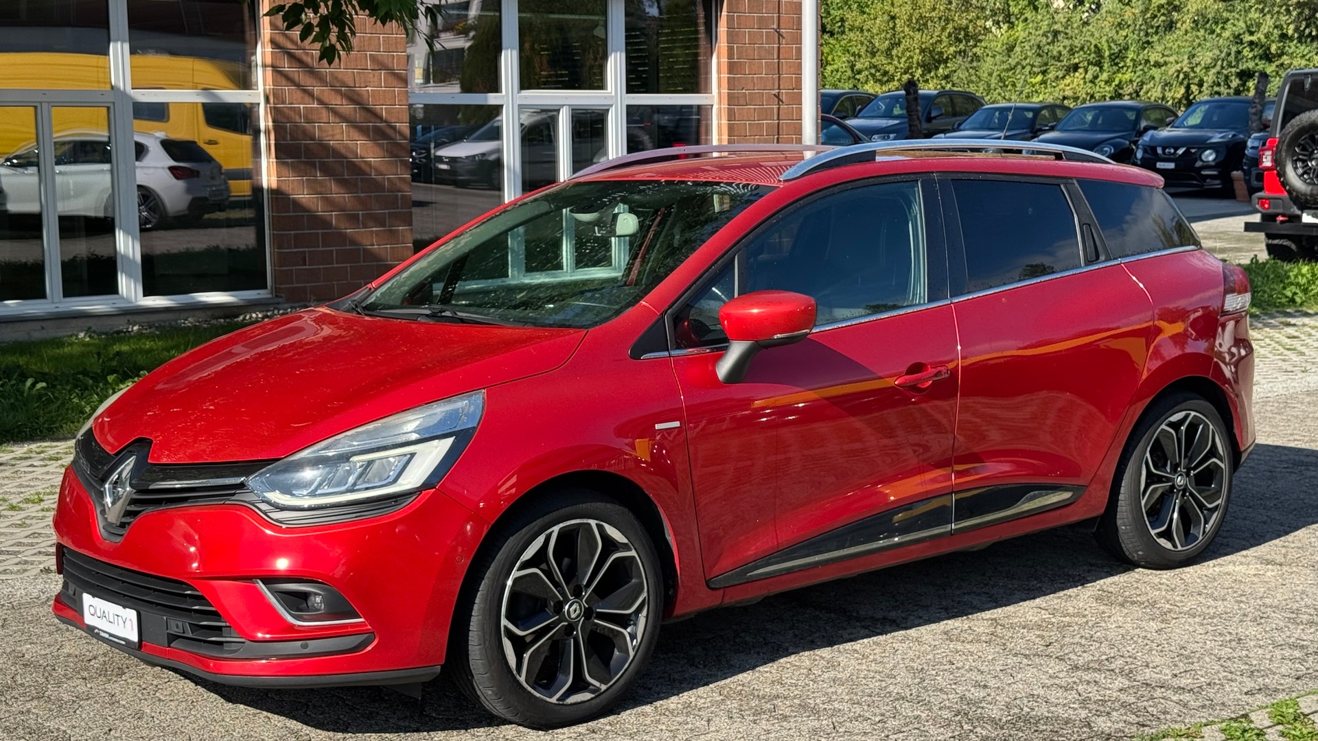 RENAULT Clio Grandtour 1.2 16V T Swiss Edition EDC