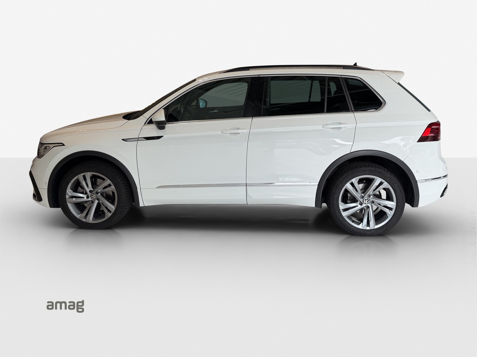 VW Tiguan 2.0TSI R-Line 4Motion DSG-showroom-element-1