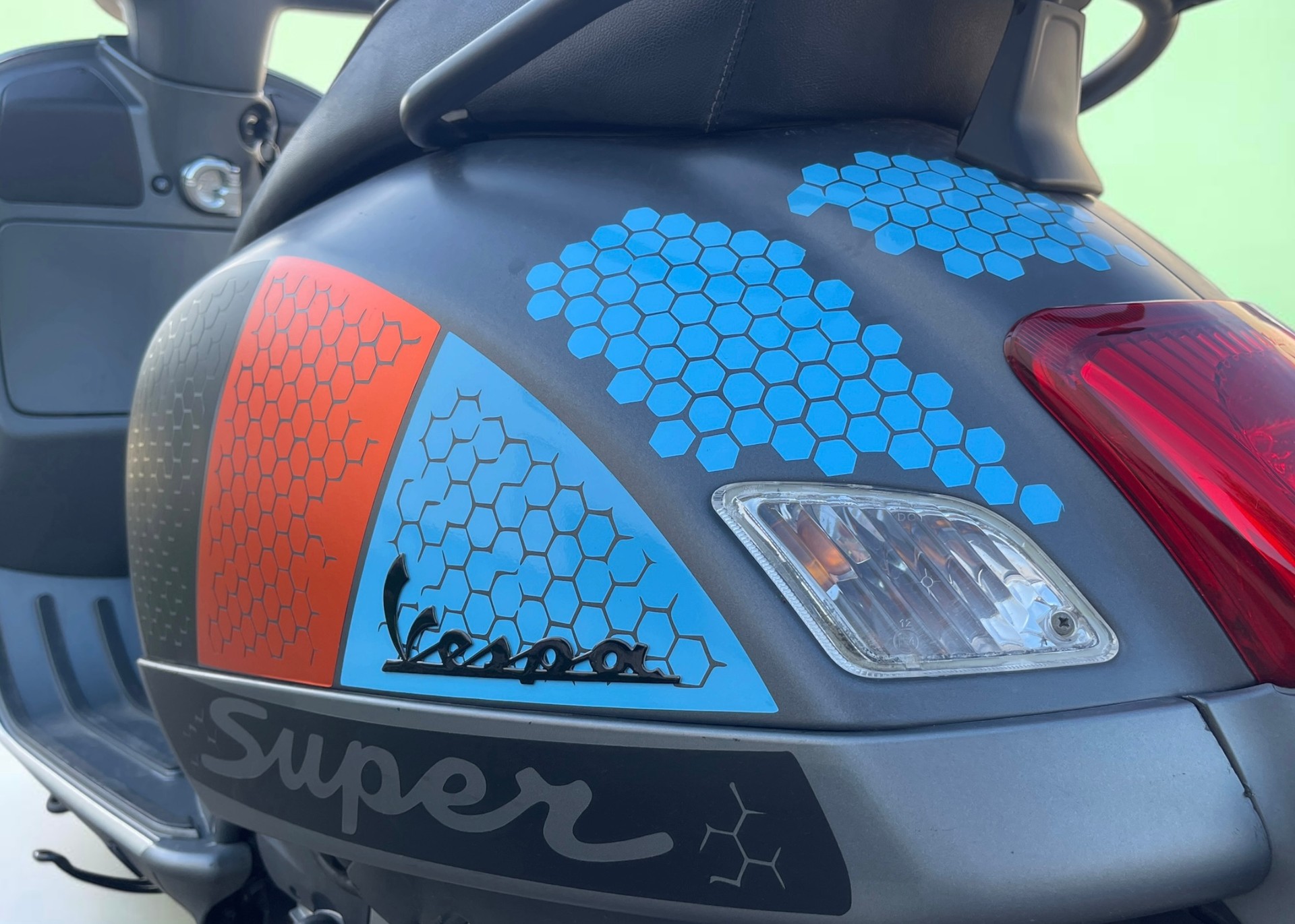 PIAGGIO Vespa GTS Super 300 i.e Sport-image-8