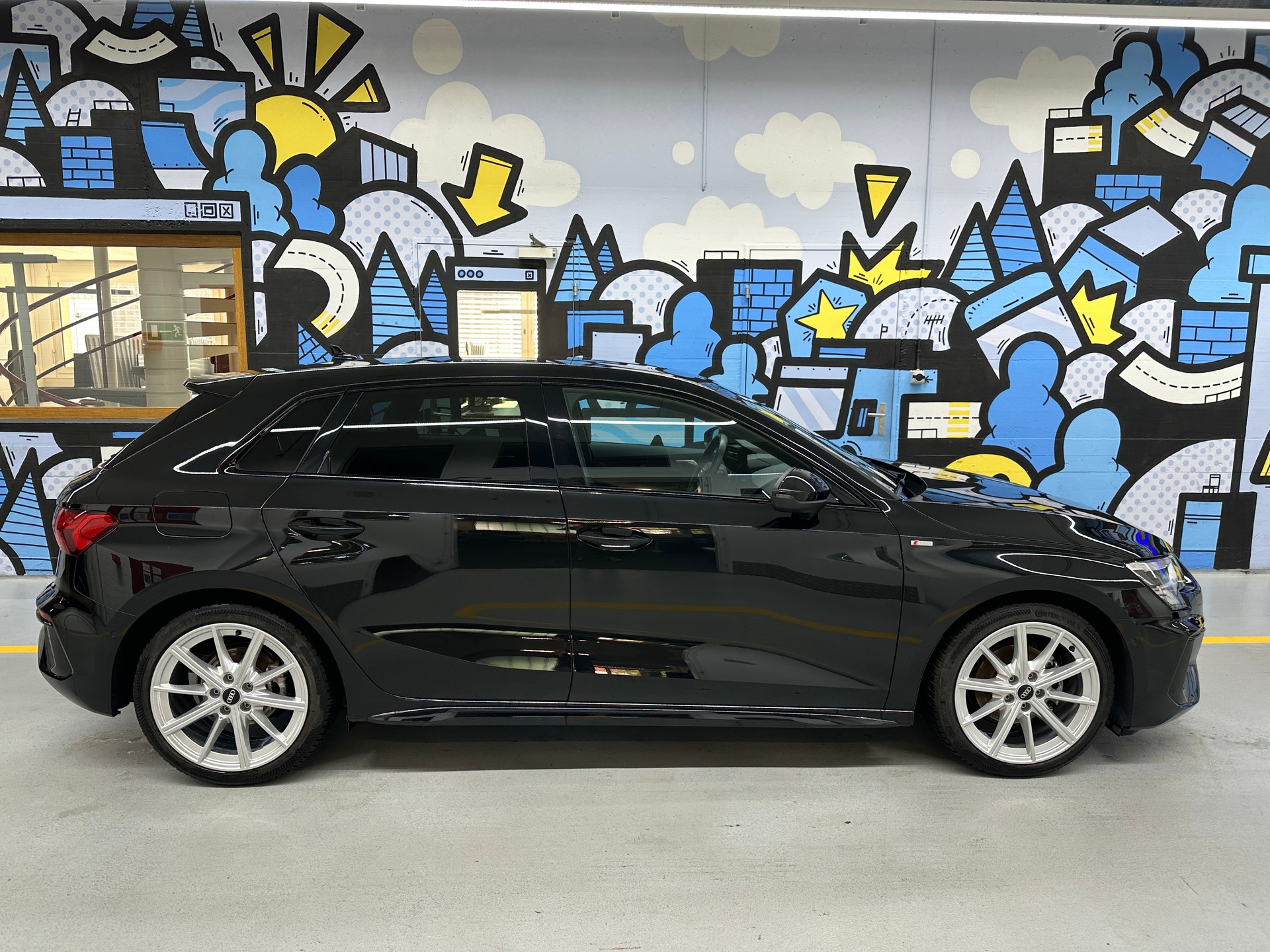 AUDI A3 Sportback 35 TFSI S line S-tronic-showroom-element-2