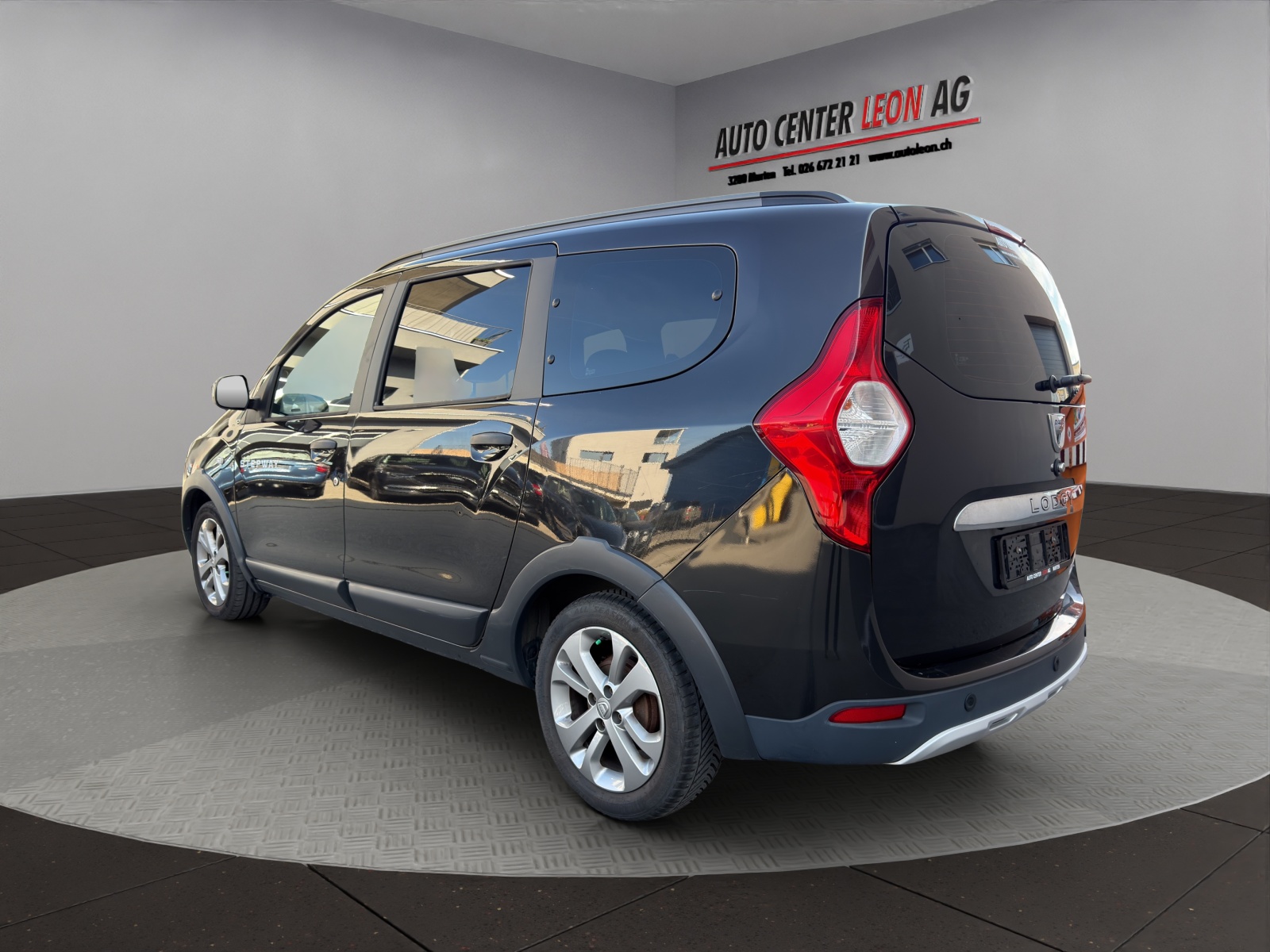 DACIA Lodgy 1.2 T Stepway 7PL-showroom-element-3