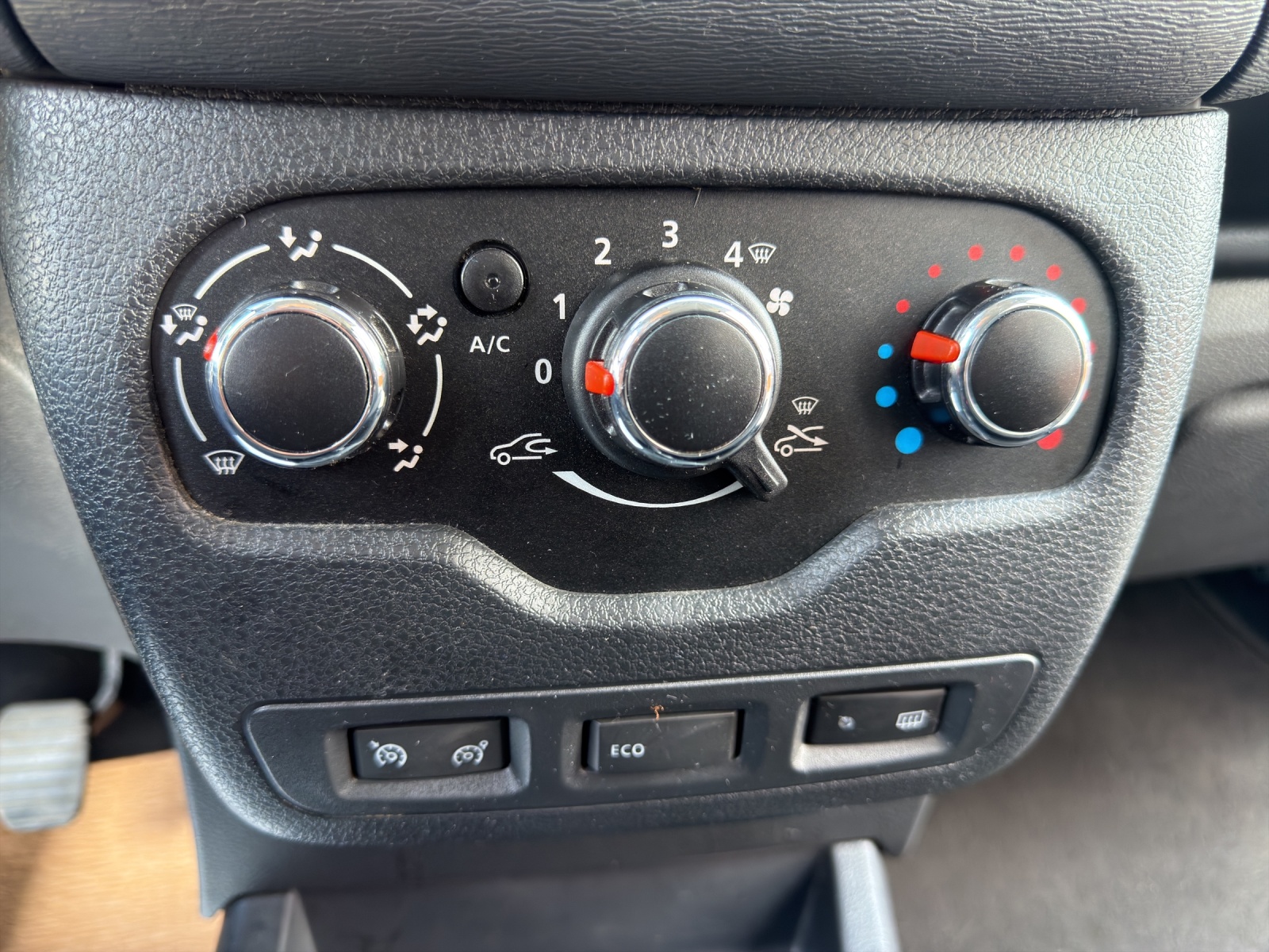 DACIA Lodgy 1.2 T Stepway 7PL-image-14