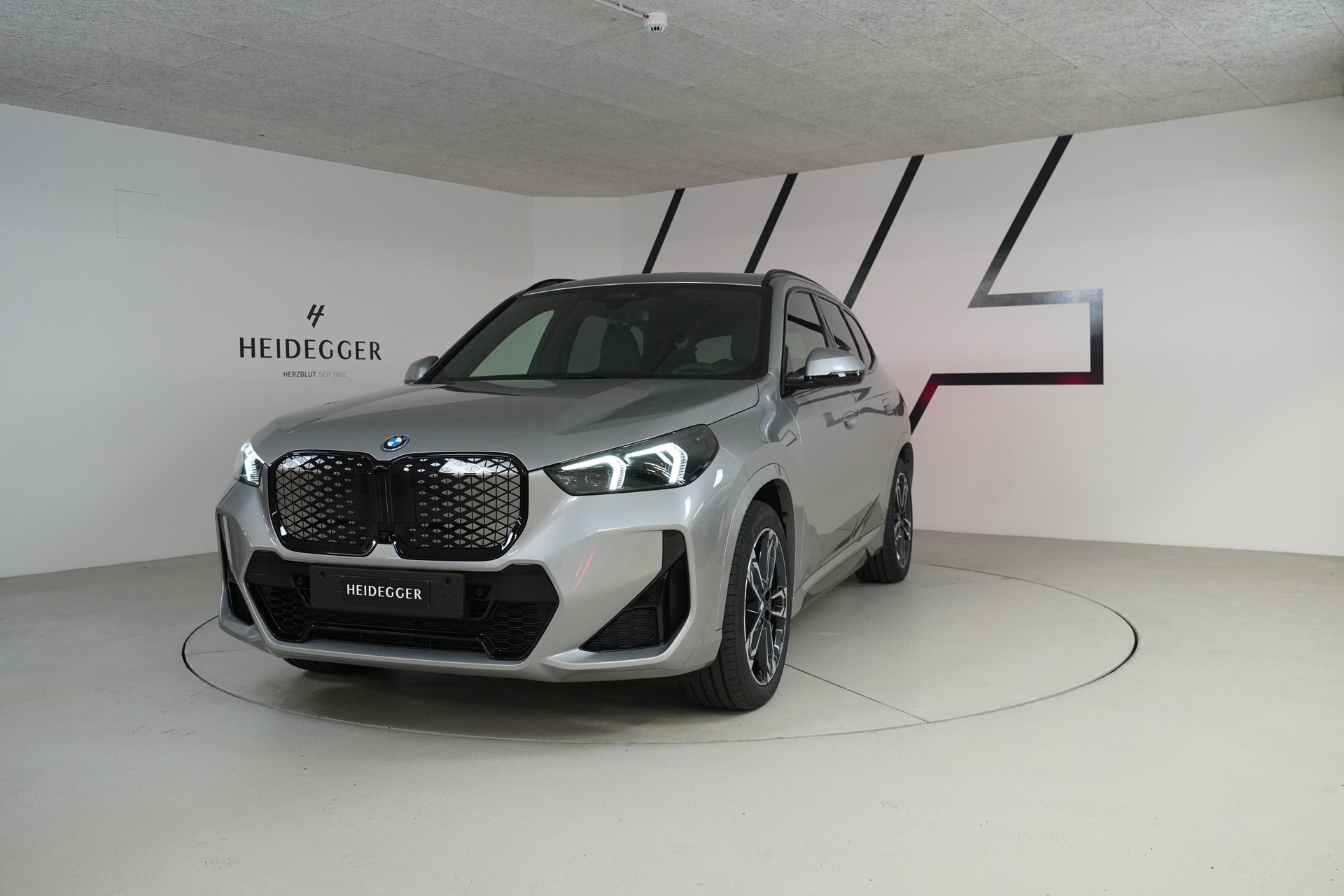BMW iX1 xDrive 30 M Sport Pro