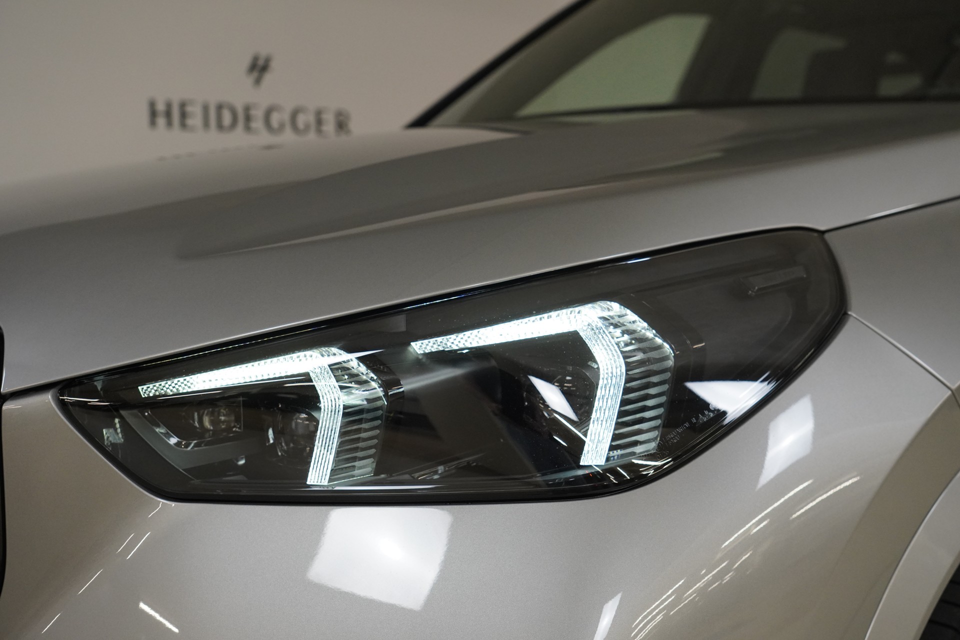 BMW iX1 xDrive 30 M Sport Pro-image-8