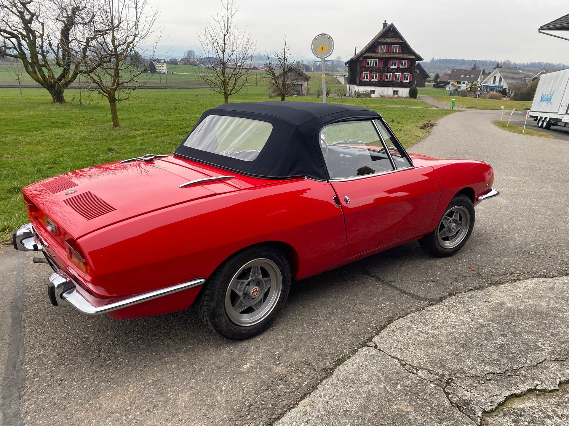 FIAT 850 Spider-image-5