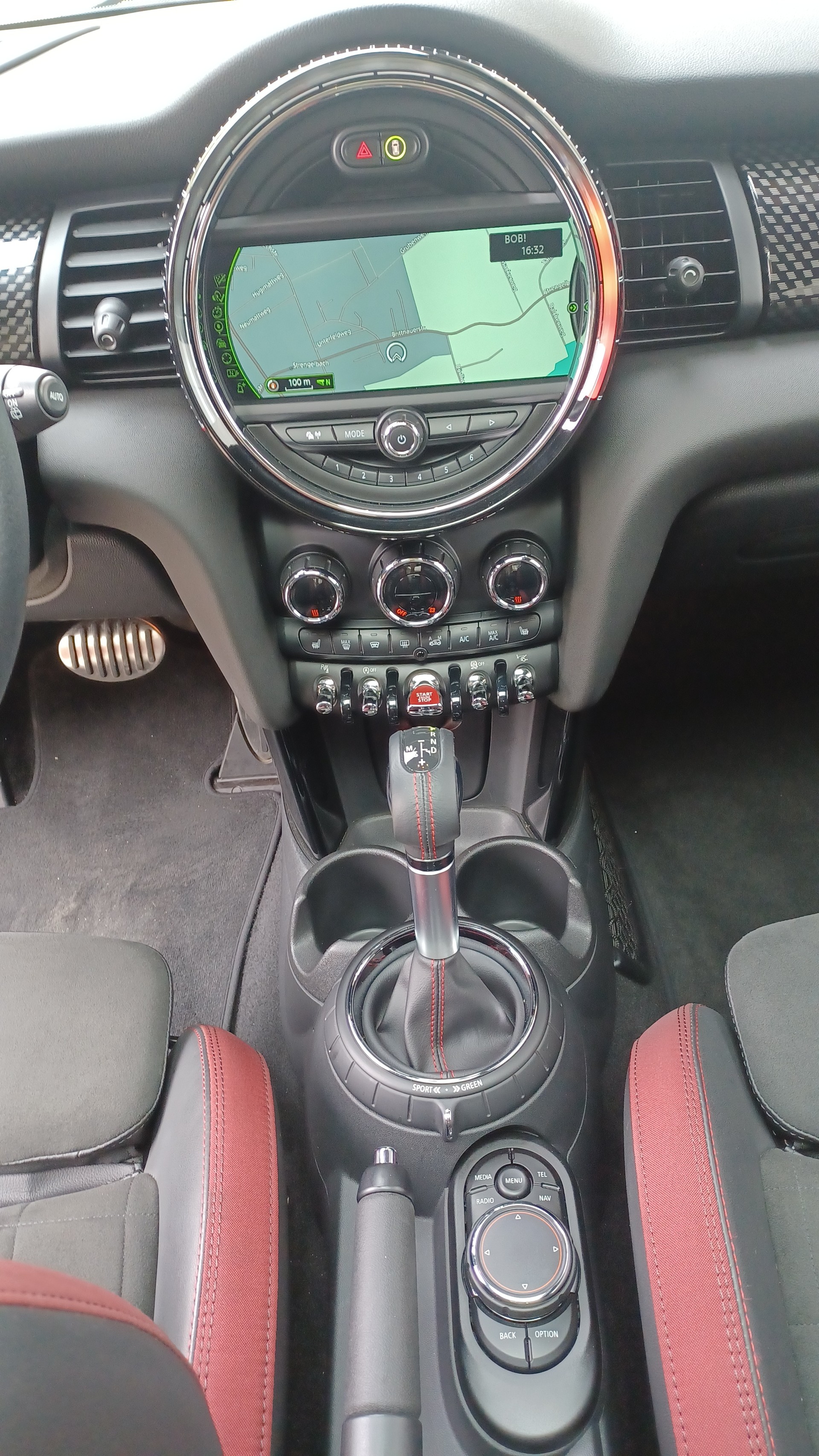 MINI Mini Cooper John Mini Cooper Works Steptronic-image-12