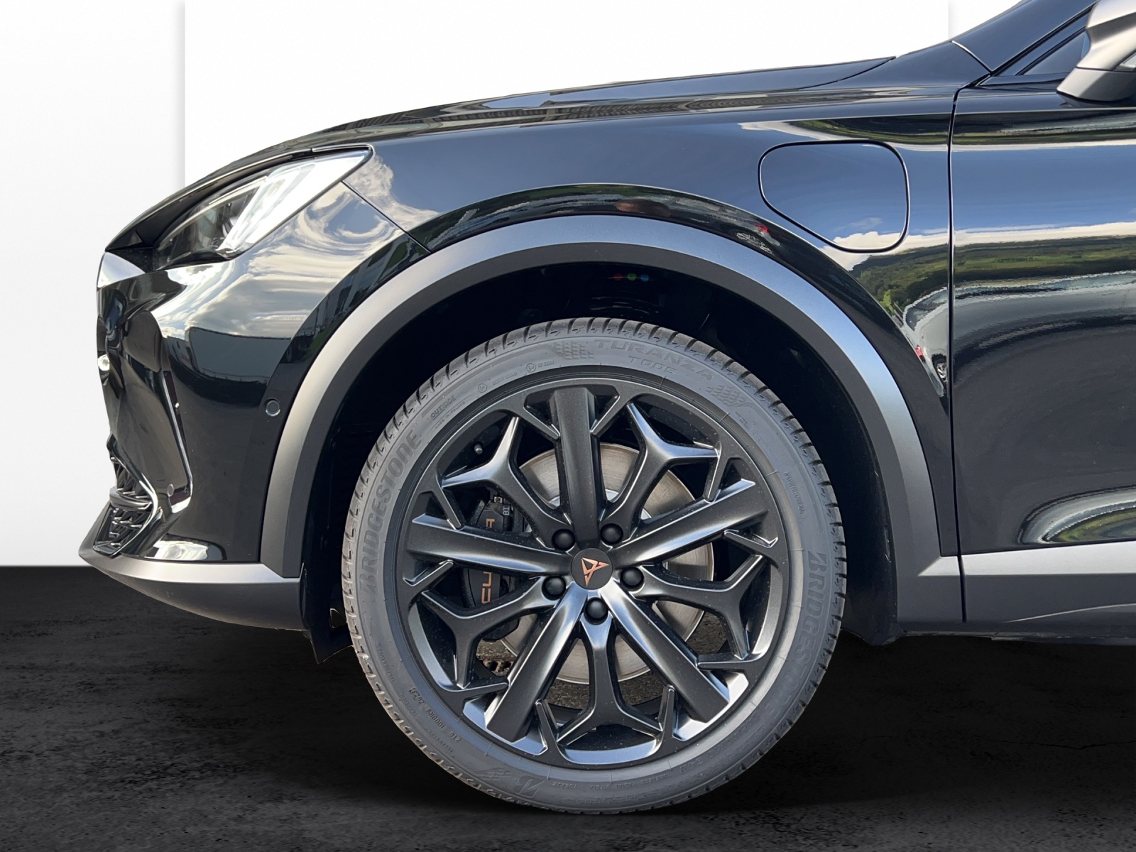 CUPRA Formentor TRIBE Edition e-Hybrid-image-7