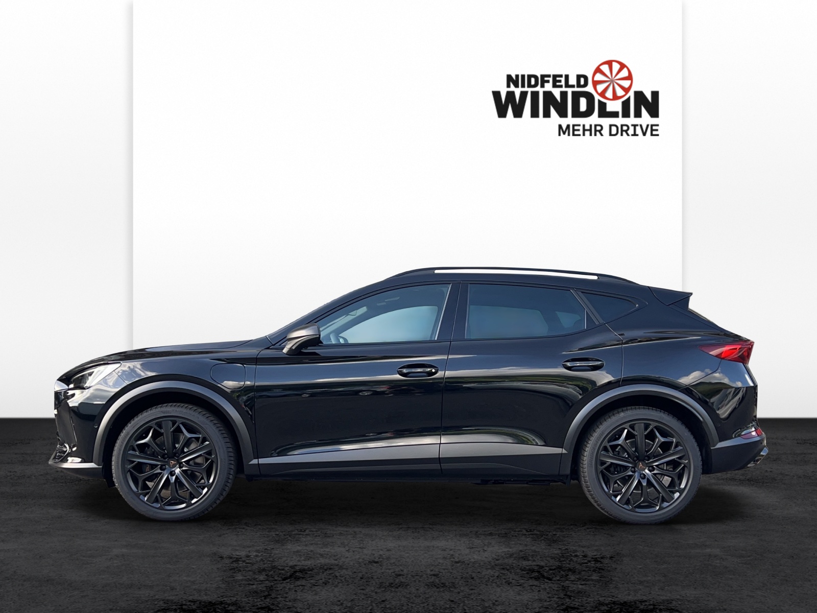 CUPRA Formentor TRIBE Edition e-Hybrid-showroom-element-1