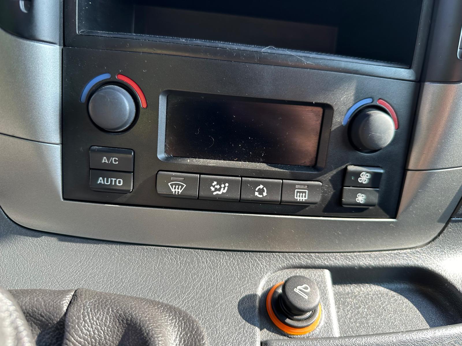 FIAT Scudo 2.0 JTD Panorama Family-image-25