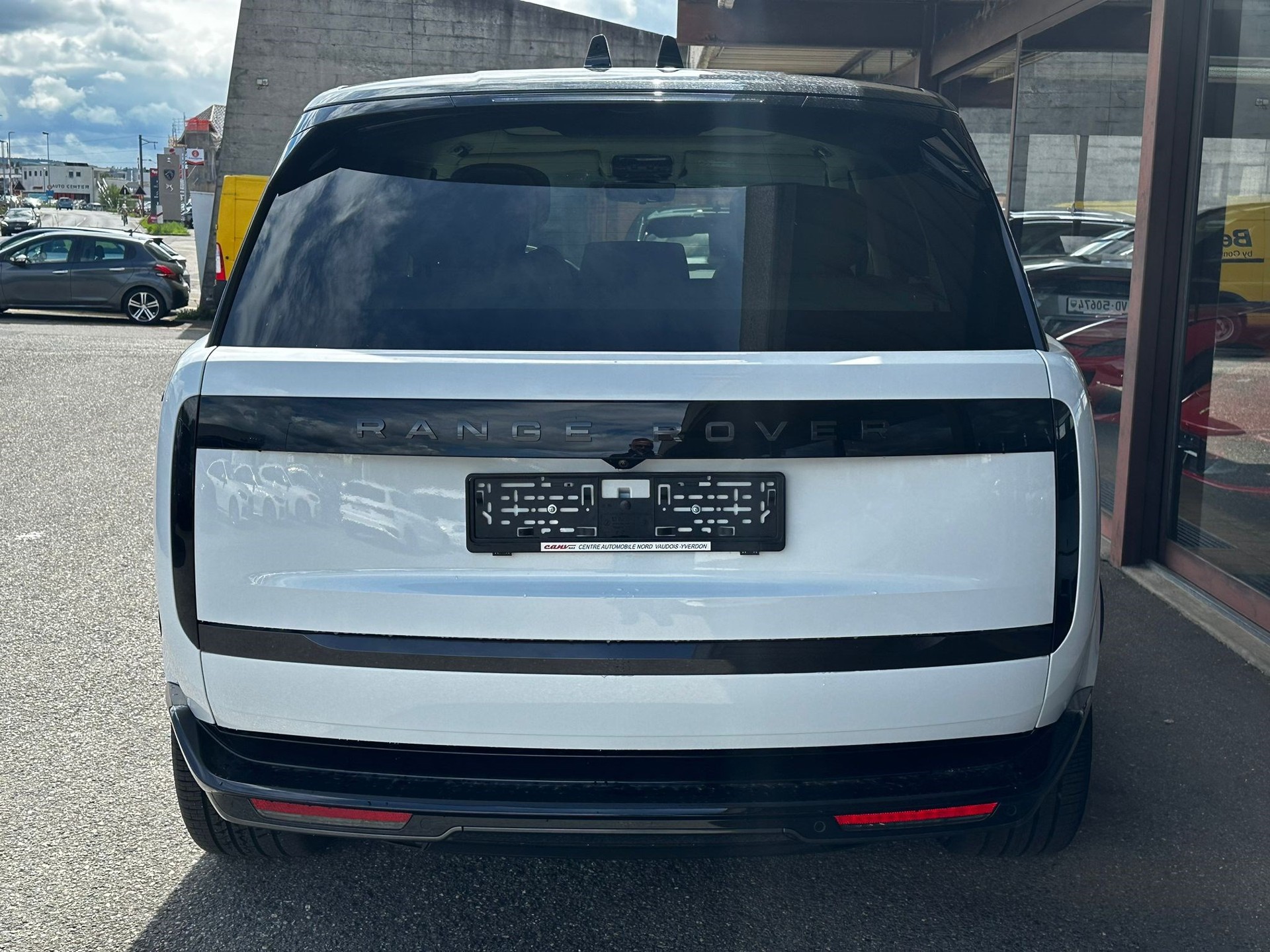 LAND ROVER RANGE ROVER 4.4 V8 Autobiograp-image-4