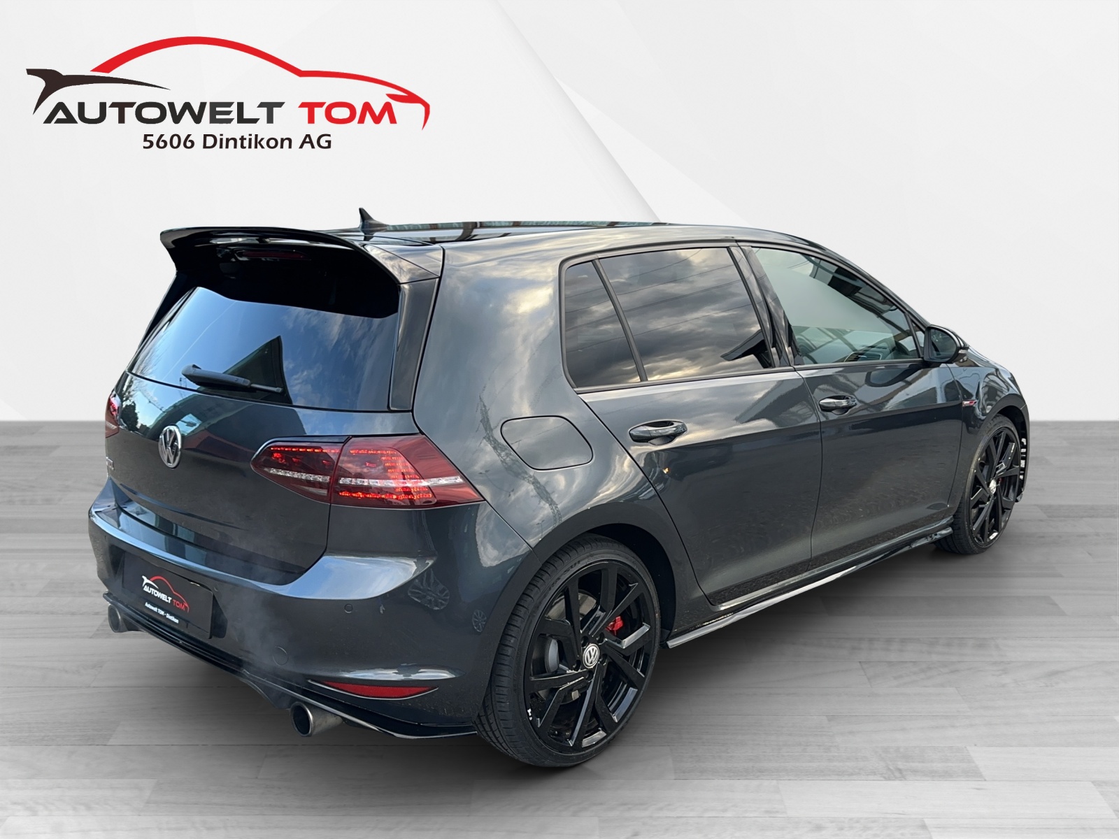 VW Golf 2.0 TSI GTI Clubsport DSG-image-4