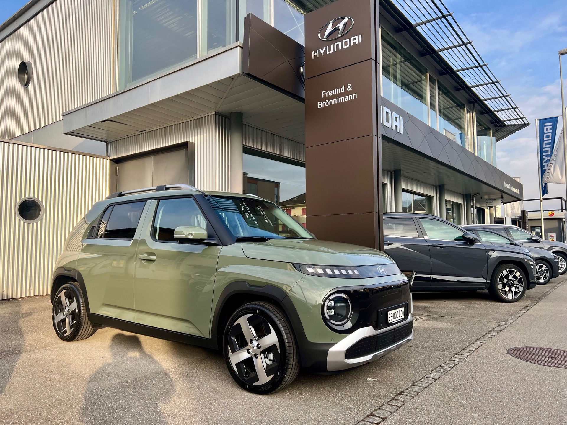 HYUNDAI Vertex-showroom-element-1